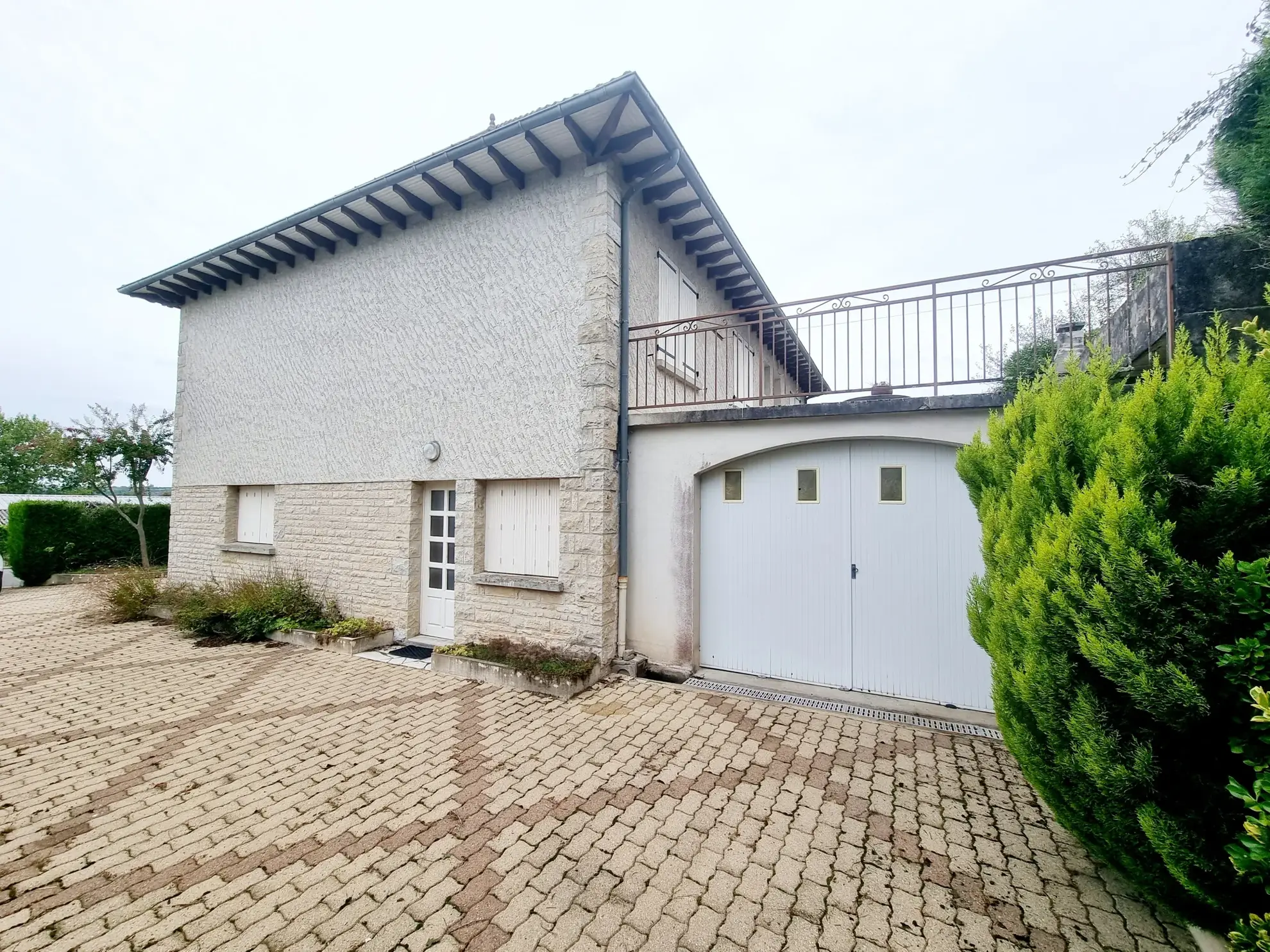 Maison de 100 m² avec 3 chambres à Ayen, proche Brive 