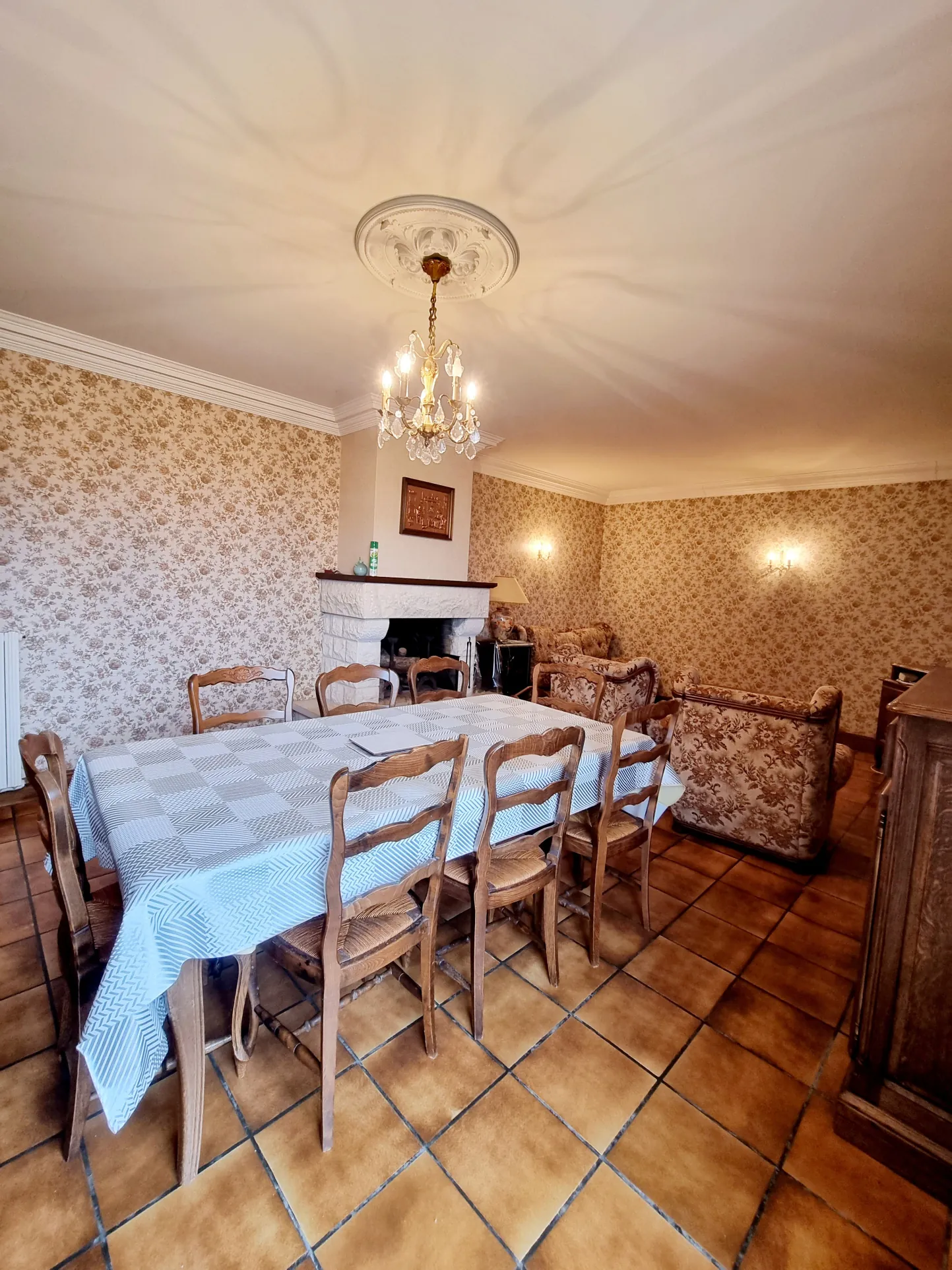 Maison de 100 m² avec 3 chambres à Ayen, proche Brive 