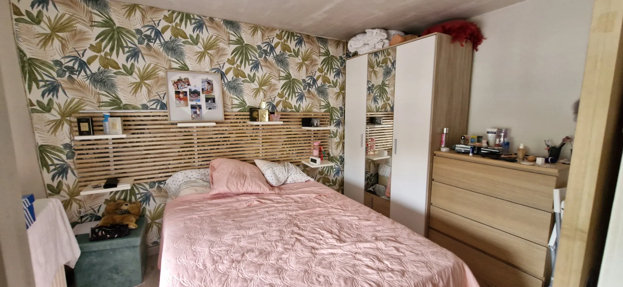 À vendre à Saint-Chamond : ensemble de 2 maisons avec garage, caves et terrain de 340 m² 