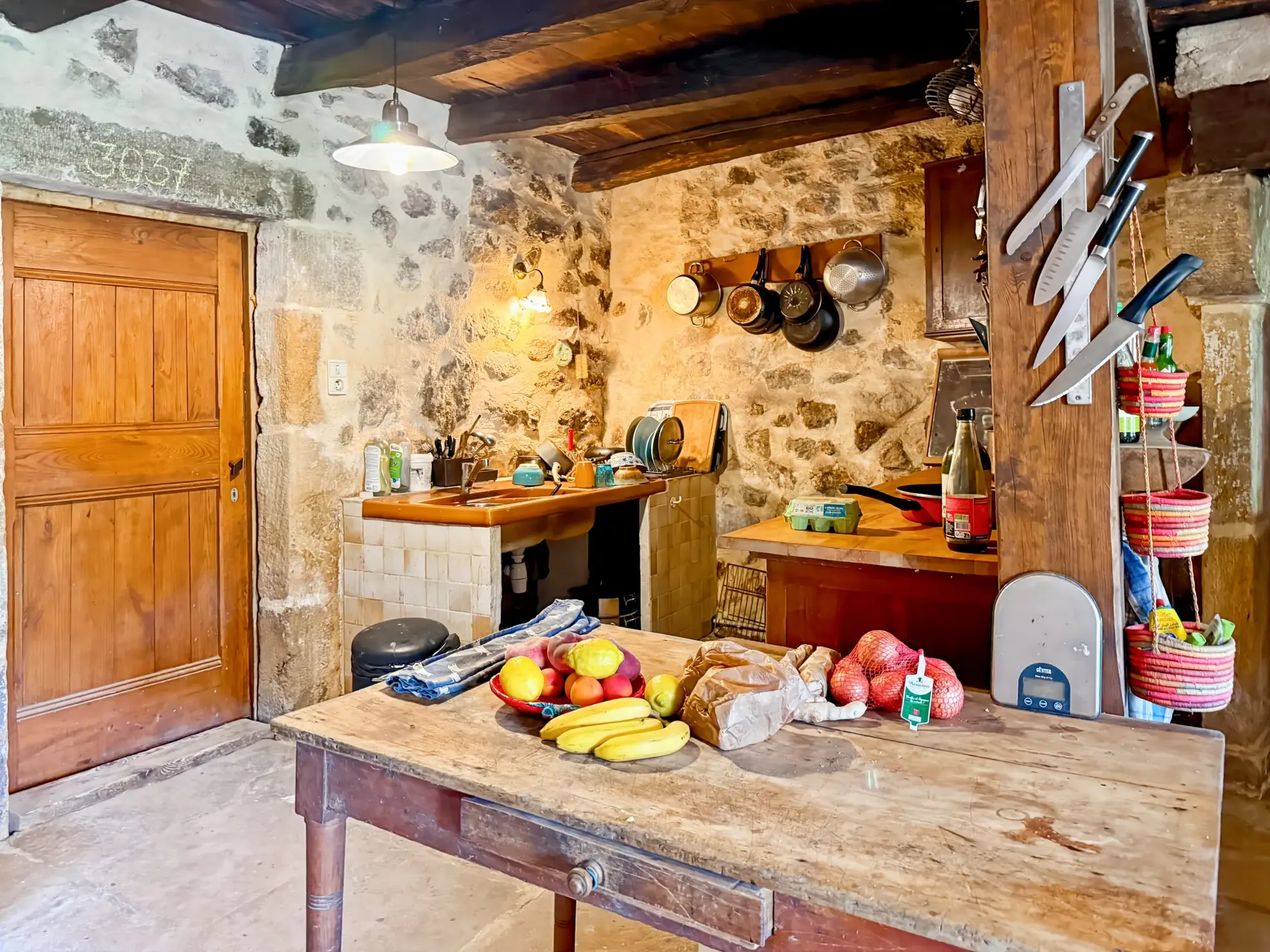 Charmante maison en pierre avec terrasse et jardin à Lentillères, Ardèche 