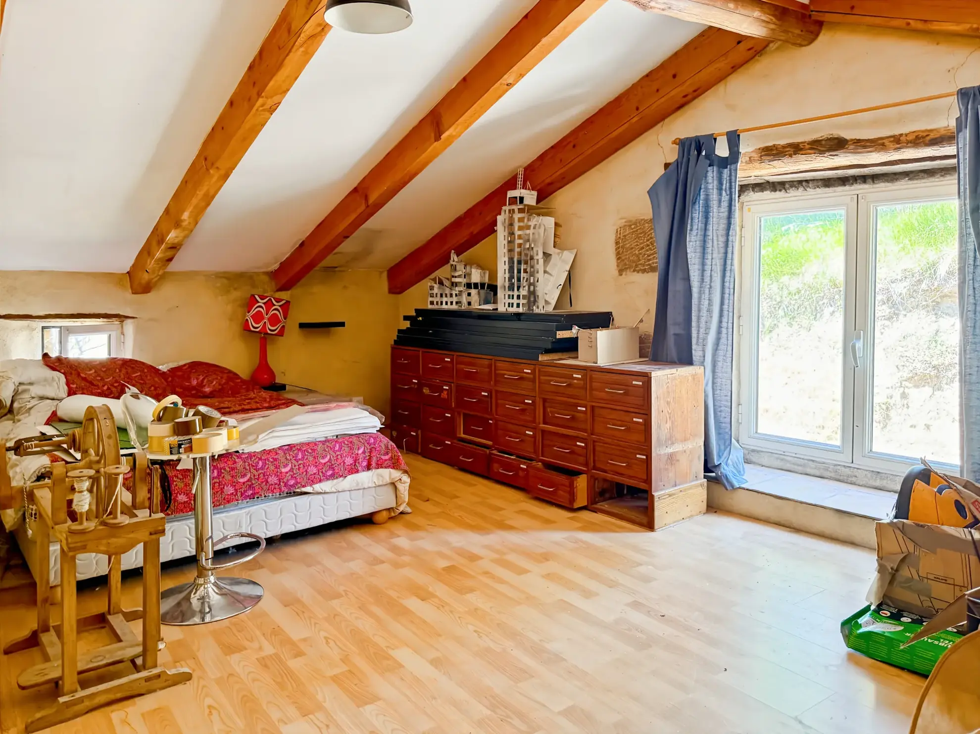 Charmante maison en pierre avec terrasse et jardin à Lentillères, Ardèche 