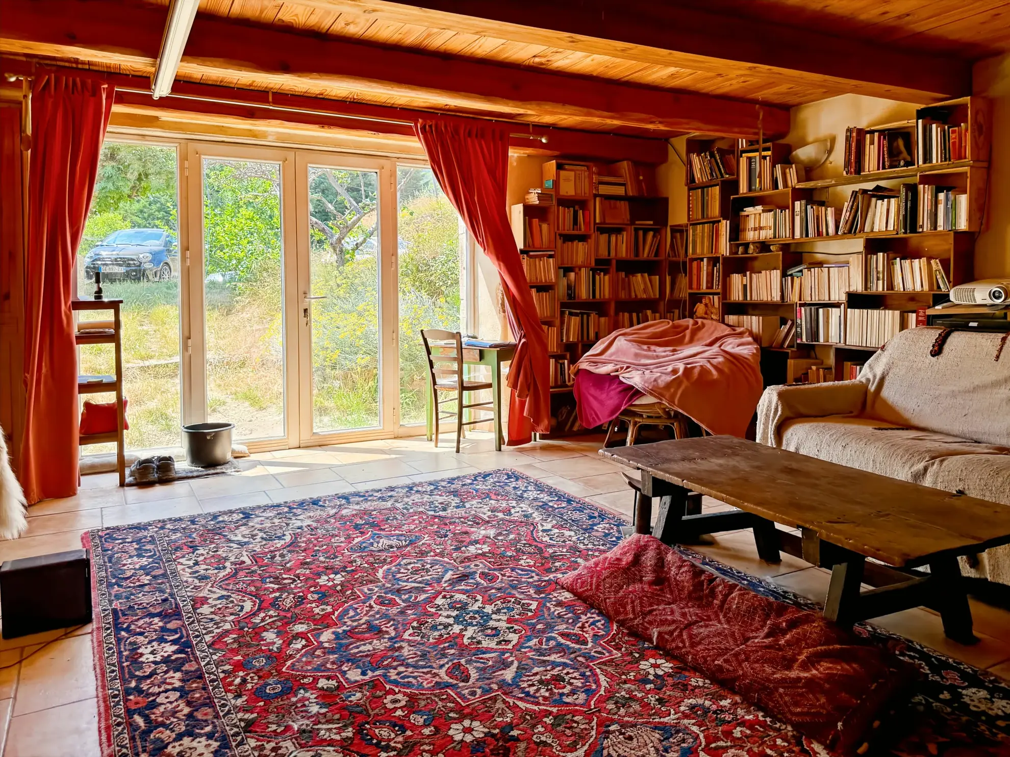Charmante maison en pierre avec terrasse et jardin à Lentillères, Ardèche 