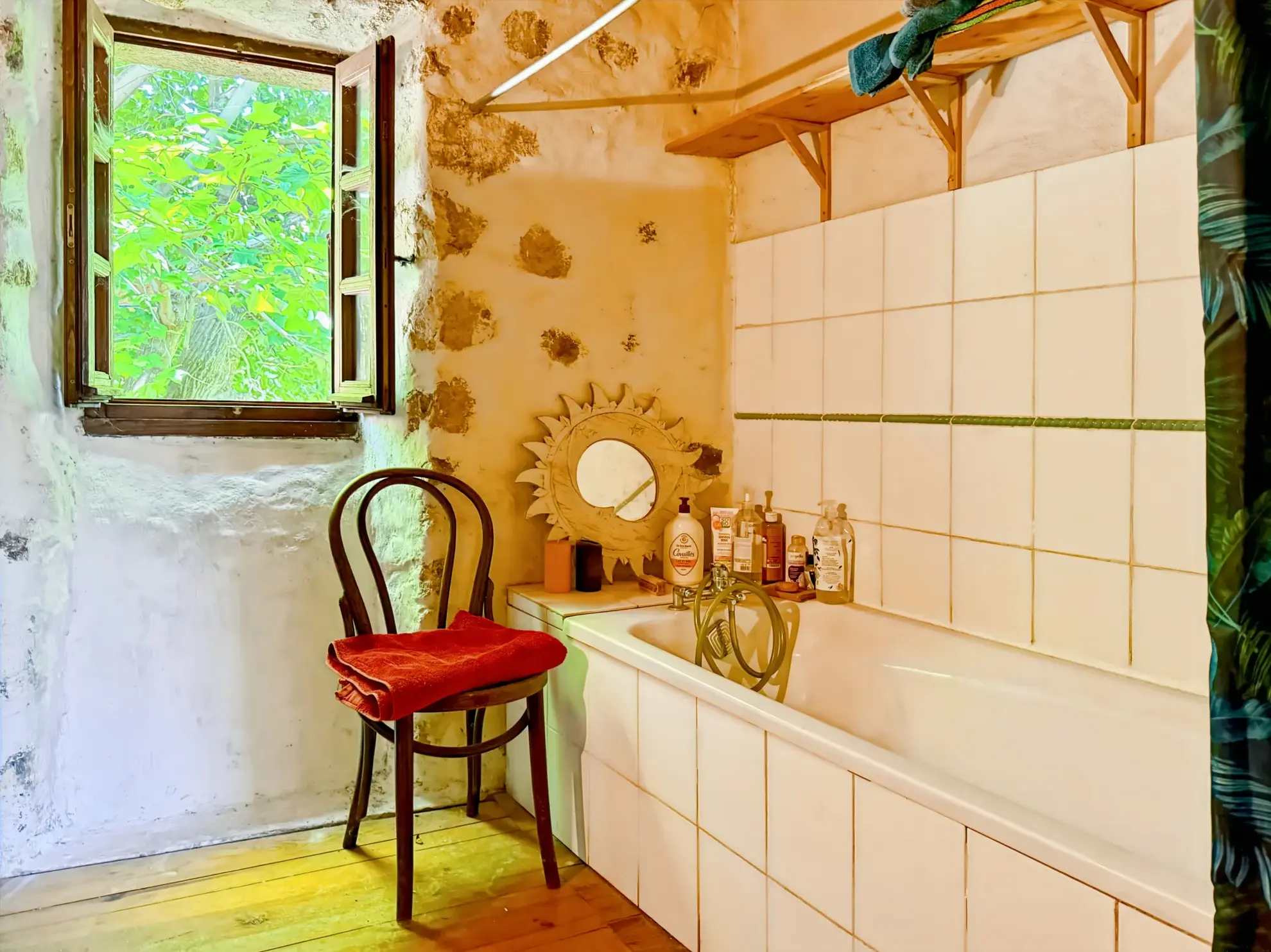 Charmante maison en pierre avec terrasse et jardin à Lentillères, Ardèche 
