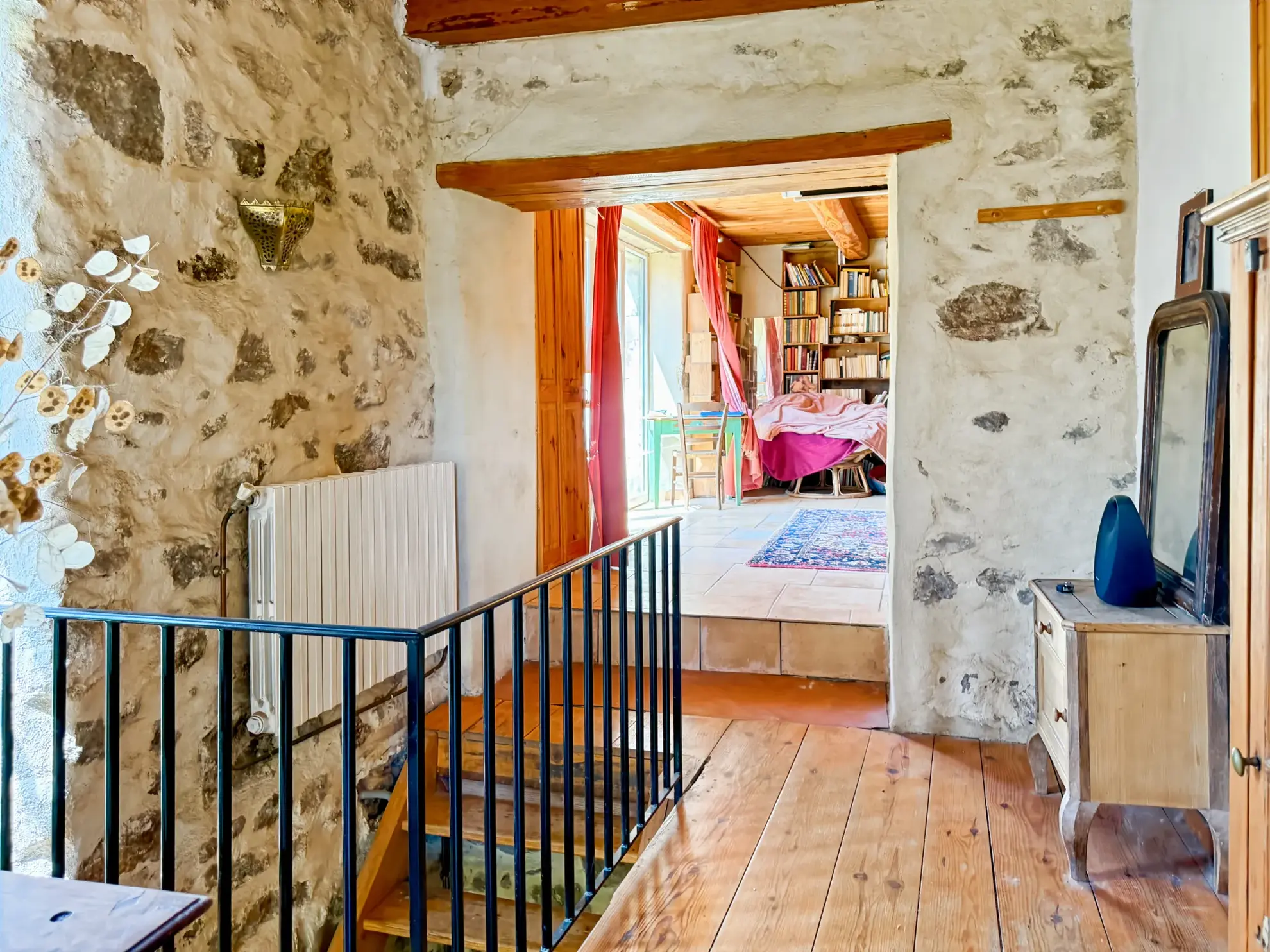 Charmante maison en pierre avec terrasse et jardin à Lentillères, Ardèche 