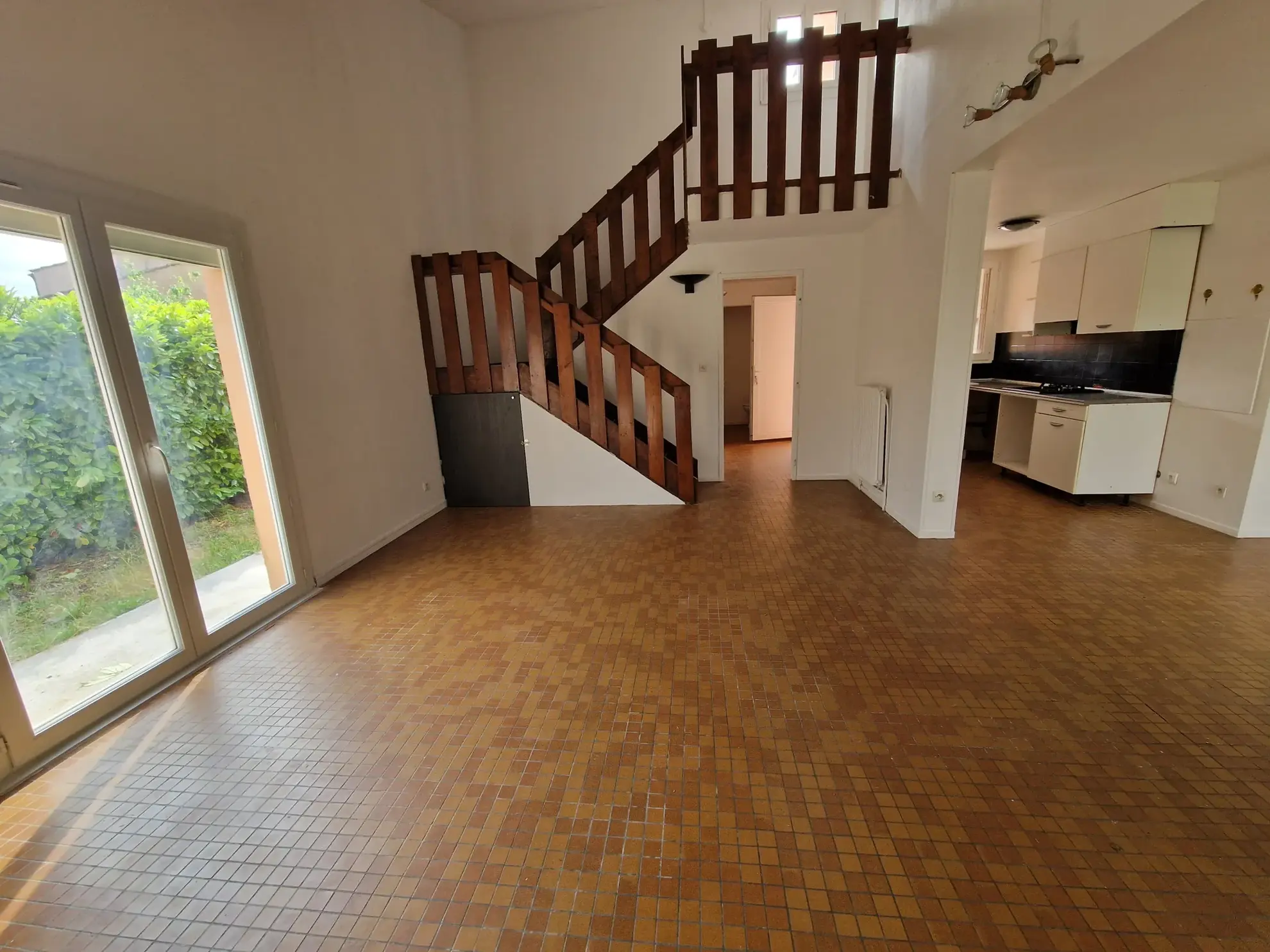 Maison à vendre à Auterive - 84 m² avec jardin et dépendance 