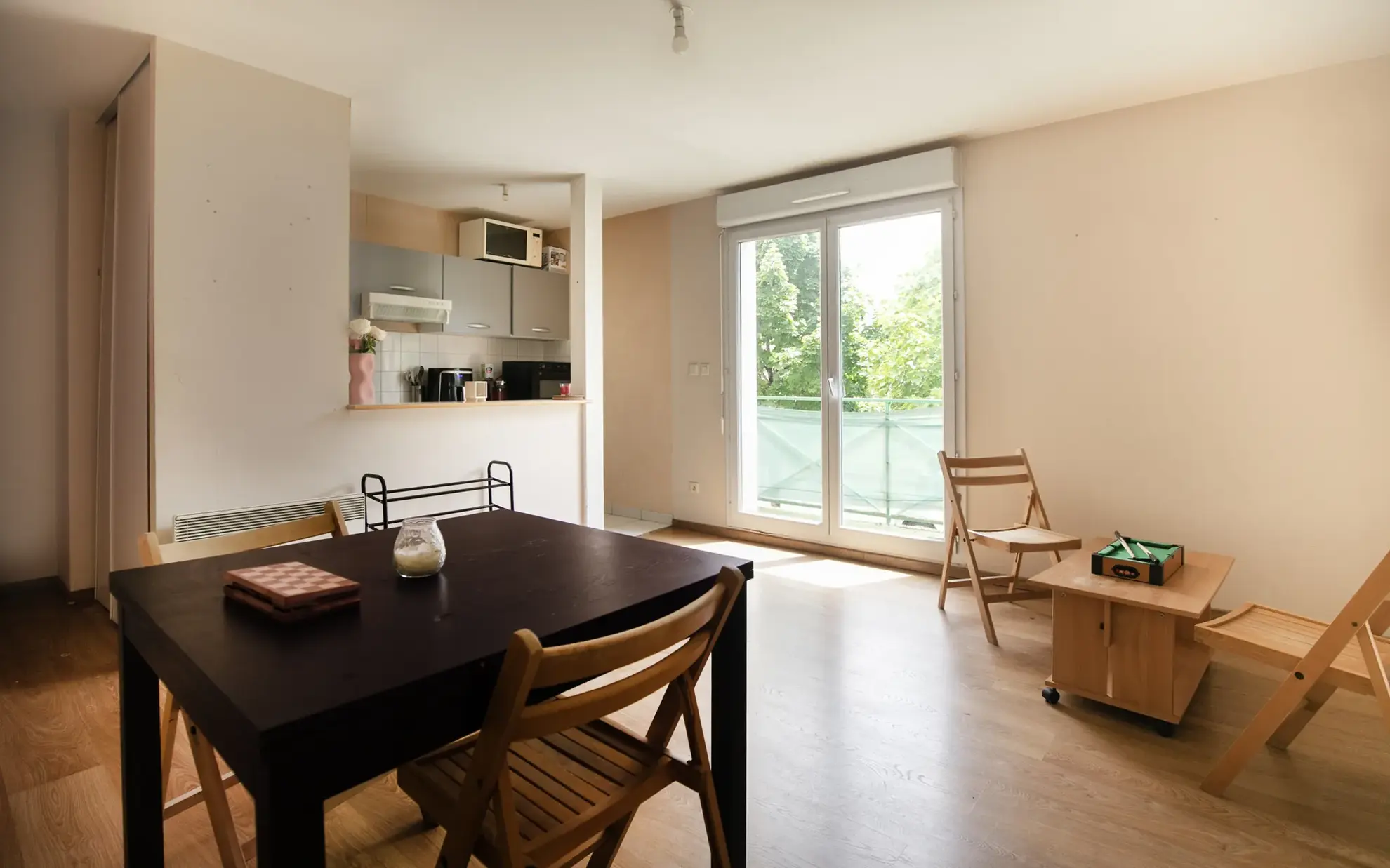 Bel appartement T2 avec balcon et stationnement à Bouguenais près de Nantes