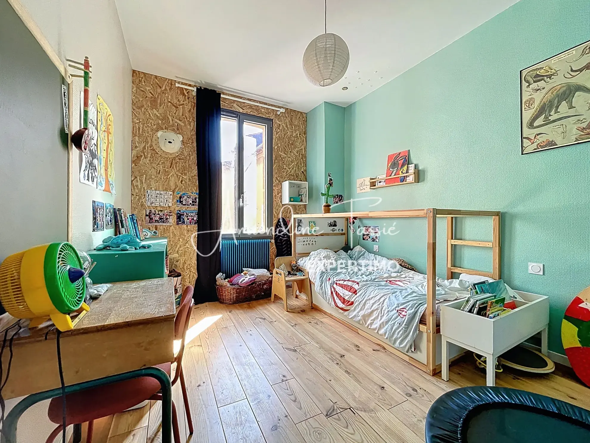 Maison de ville pleine de charme à Millau, 129,5 m² avec 4 chambres et deux box 