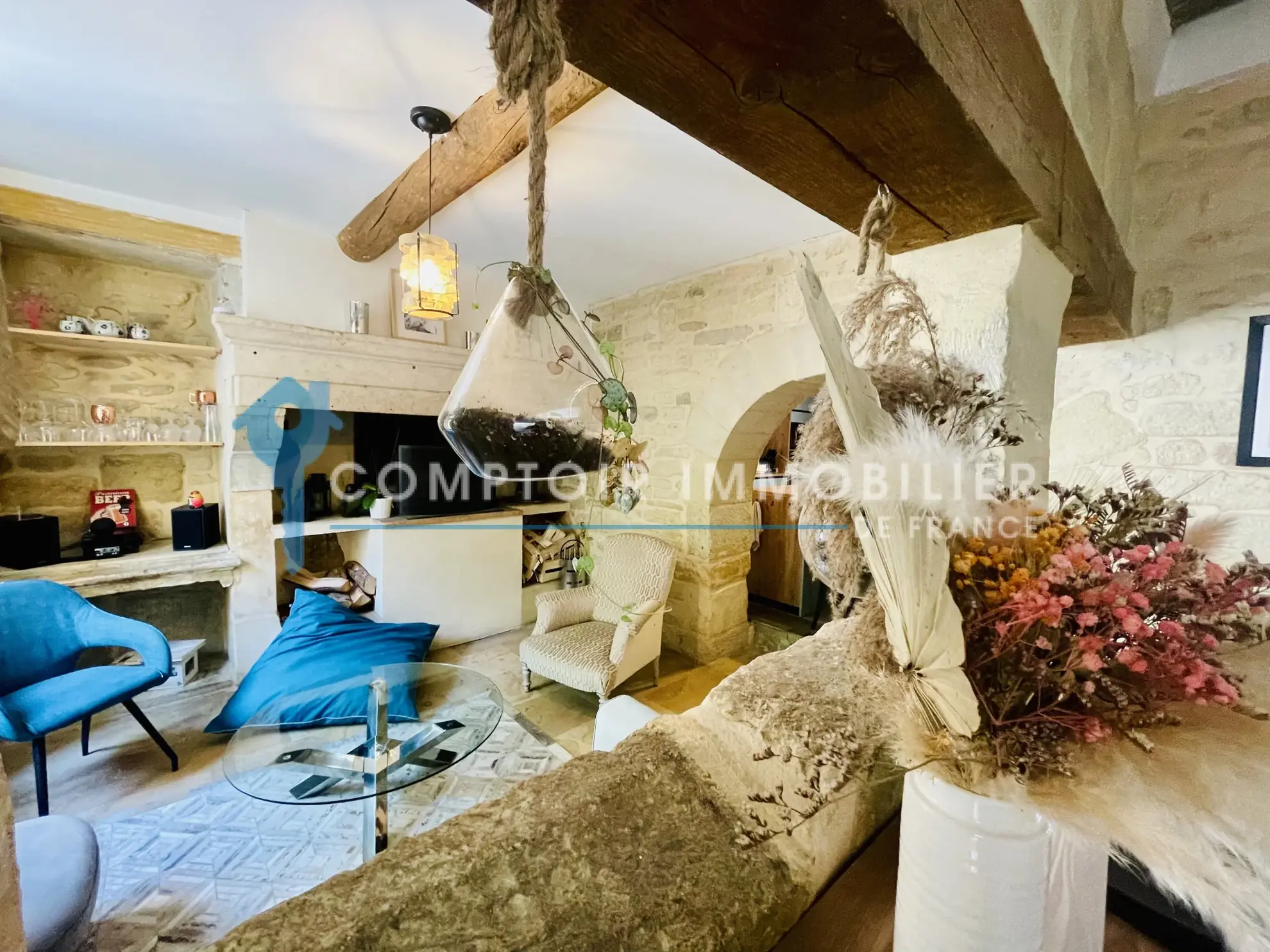 Maison de village rénovée de 140 m² avec cour intérieure à Mus 