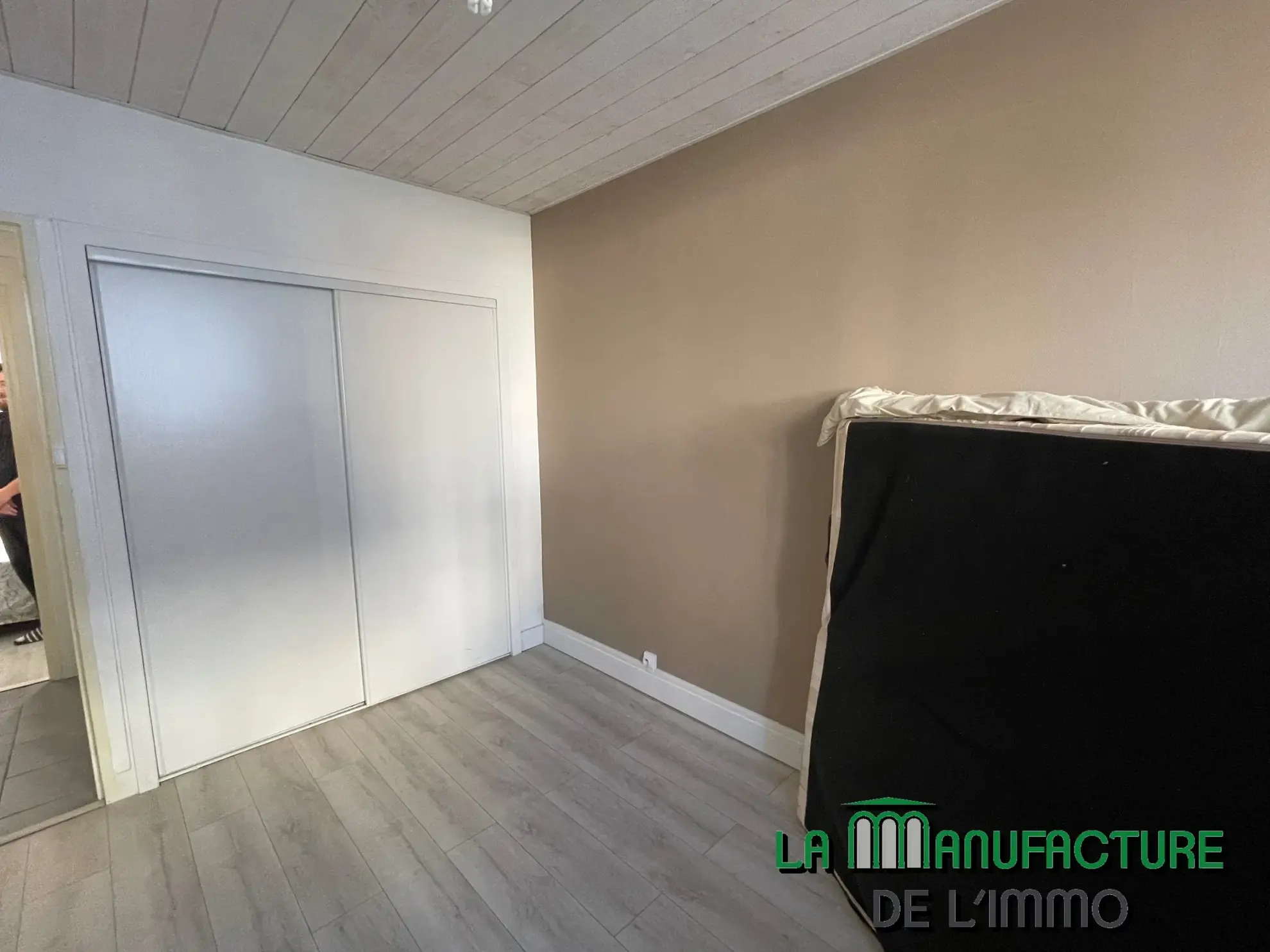 Appartement F3 à Saint-Étienne avec balcon et cave - Opportunité d'investissement 