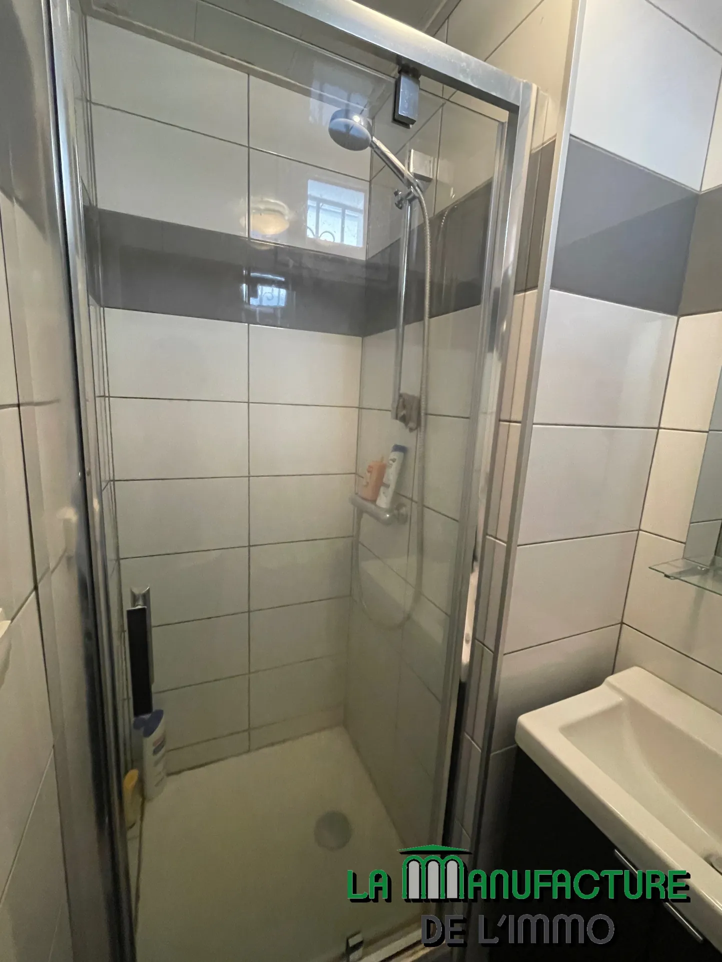 Appartement F3 à Saint-Étienne avec balcon et cave - Opportunité d'investissement 