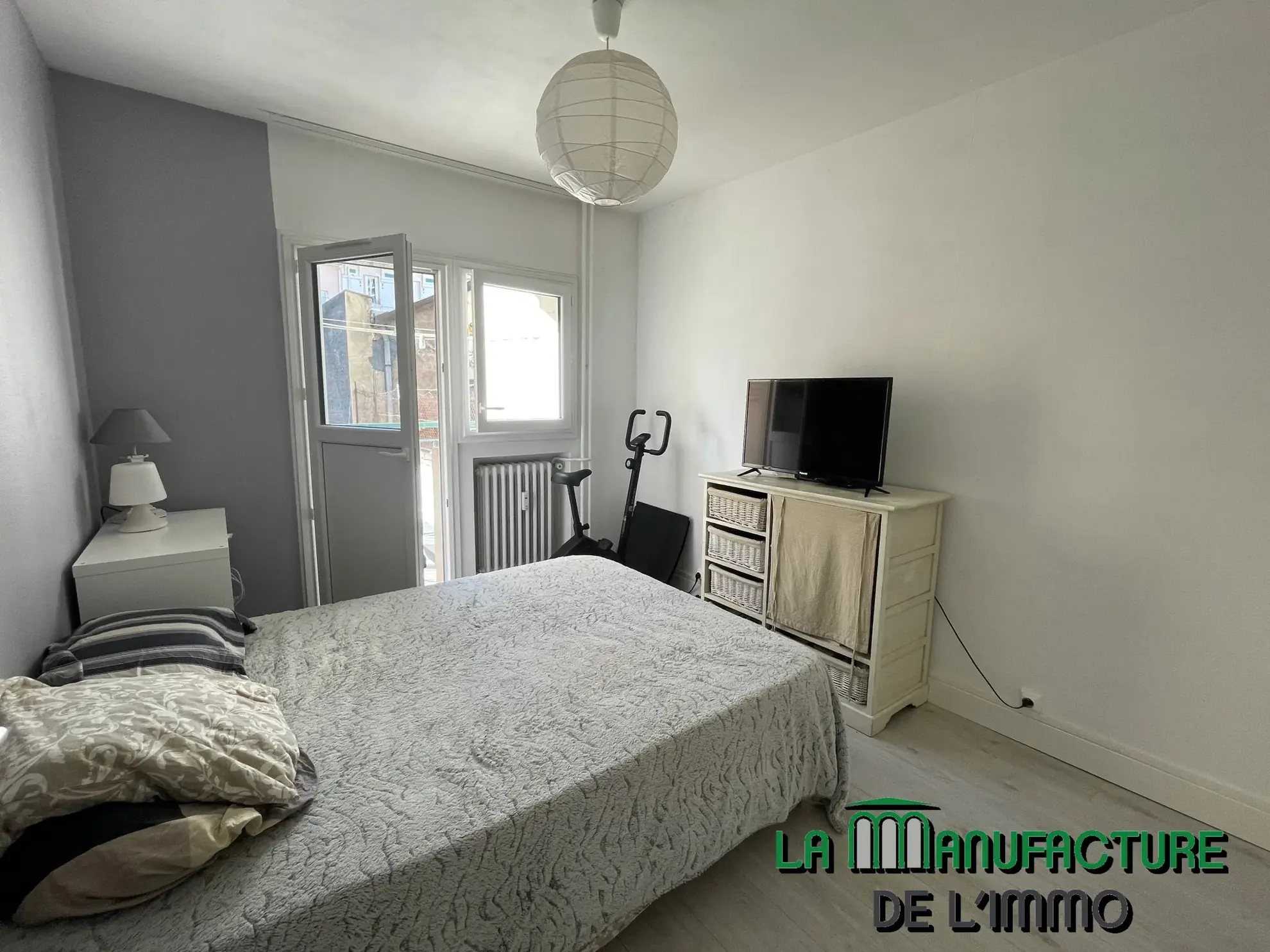 Appartement F3 à Saint-Étienne avec balcon et cave - Opportunité d'investissement 