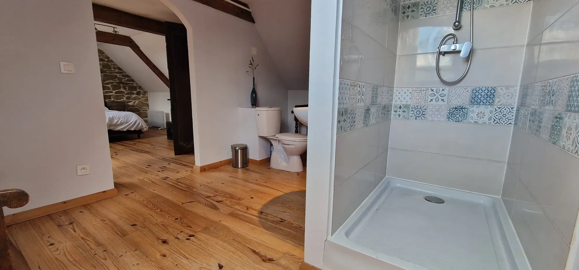 Maison entièrement meublée à vendre à Saint Nicolas du Pélem - 93 m² 