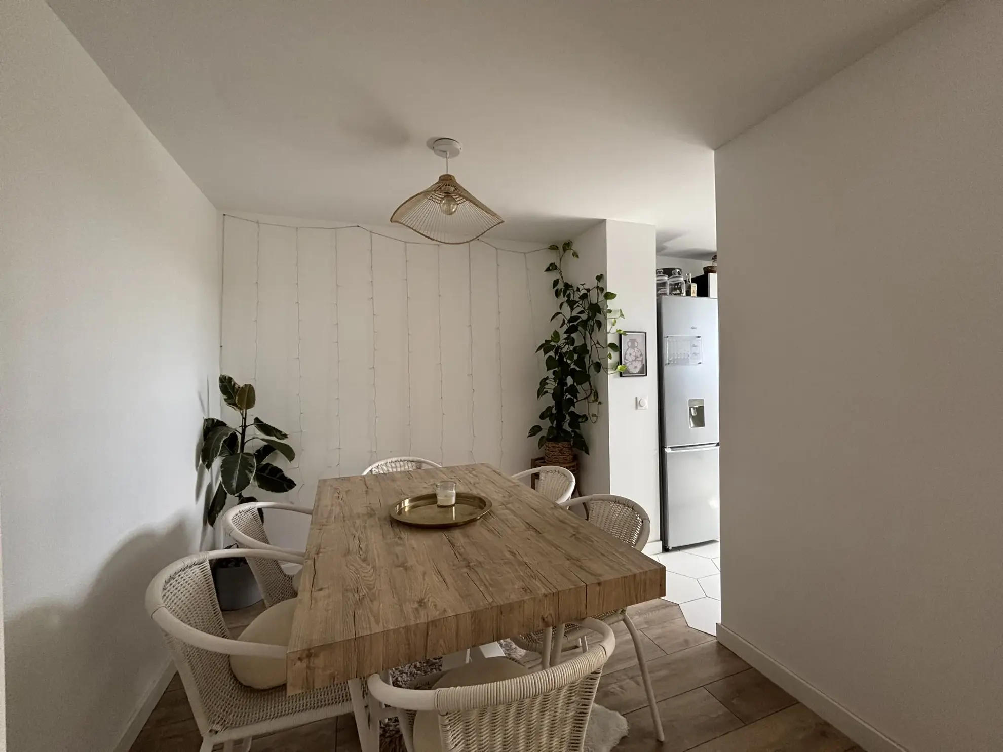 Appartement 3 pièces rénové avec loggia et piscine à Fréjus 
