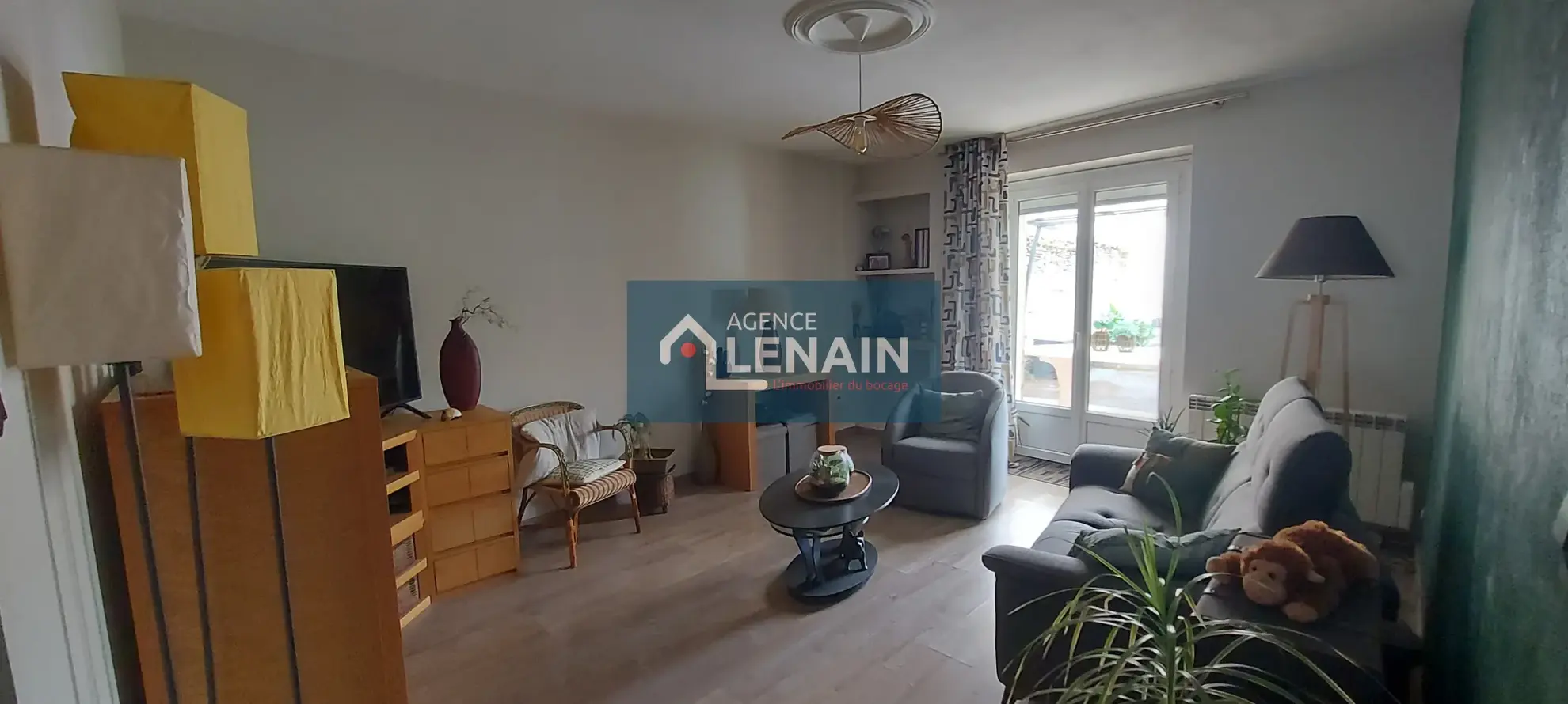 Maison à vendre de 113 m² à Mouchamps avec terrasse et garage