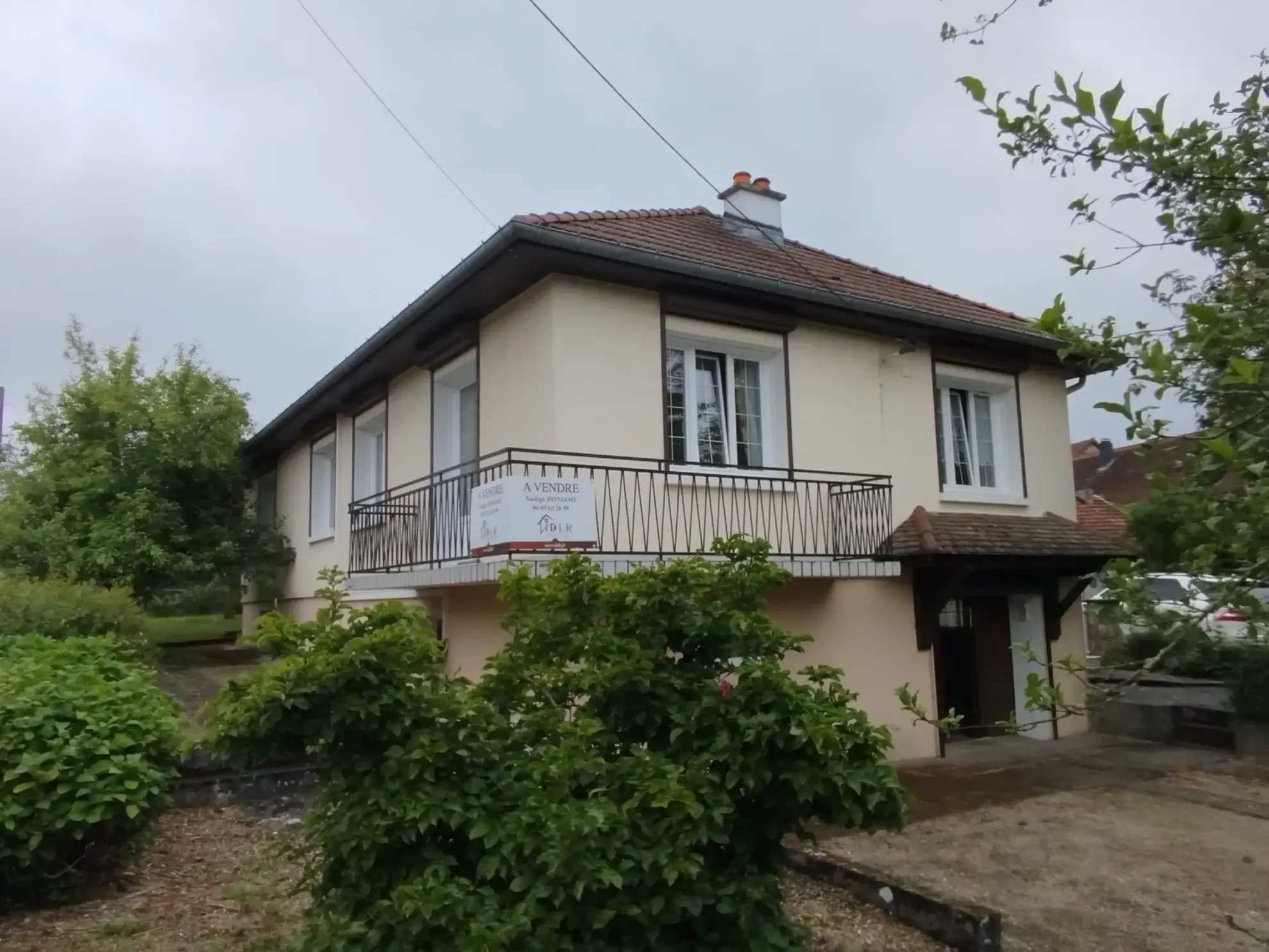 Maison à vendre à Le Pailly (52600) avec sous-sol, garage et terrain arboré 
