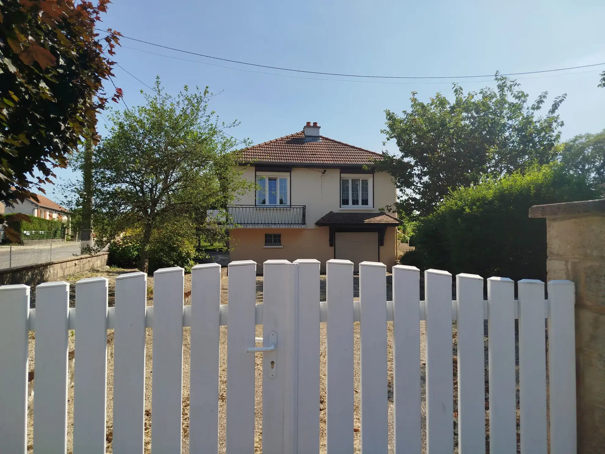 Maison à vendre à Le Pailly (52600) avec sous-sol, garage et terrain arboré 