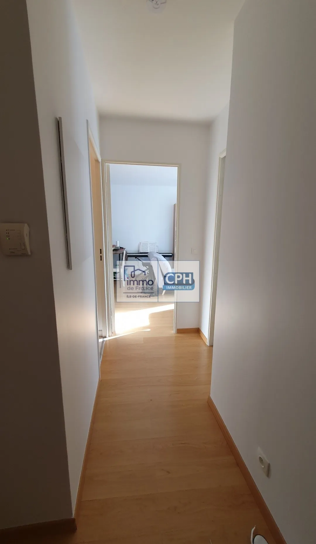 Appartement 2 pièces en excellent état à Villejuif avec balcon et box 