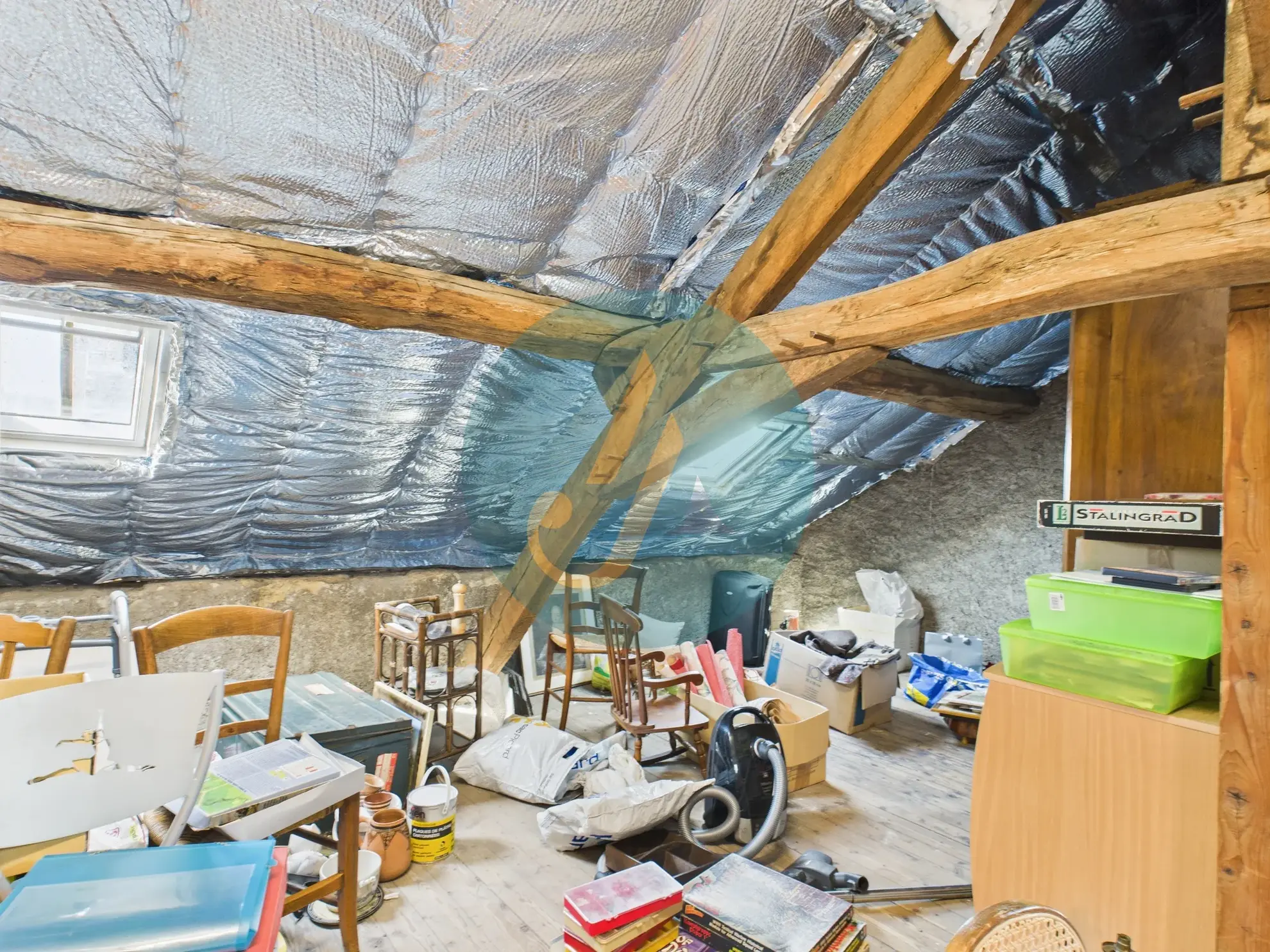 Charmante maison de maître de 168,75 m² avec terrain clos et grandes surfaces à Prémery 