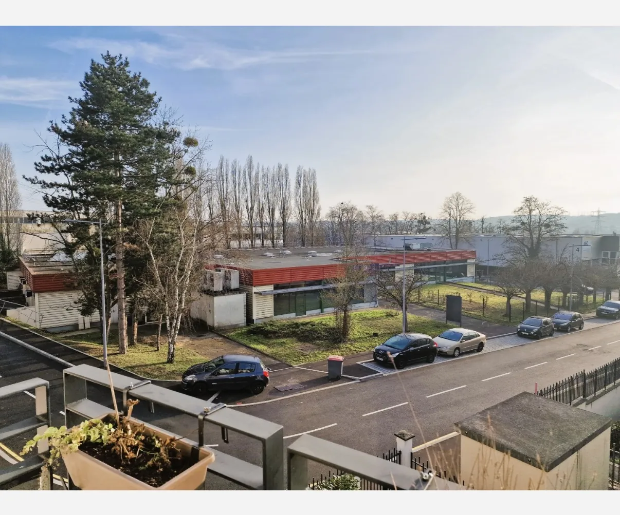 Appartement 3 pièces lumineux de 62 m² avec balcon à Palaiseau Garenne La Butte Chaumont 