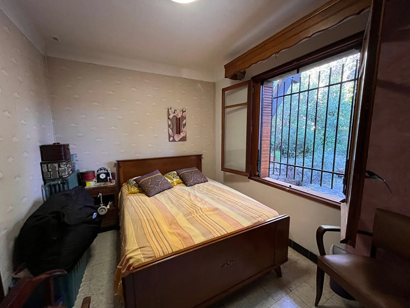 Villa 8 pièces à Apt avec grand potentiel, garage, terrasse et espace extérieur 