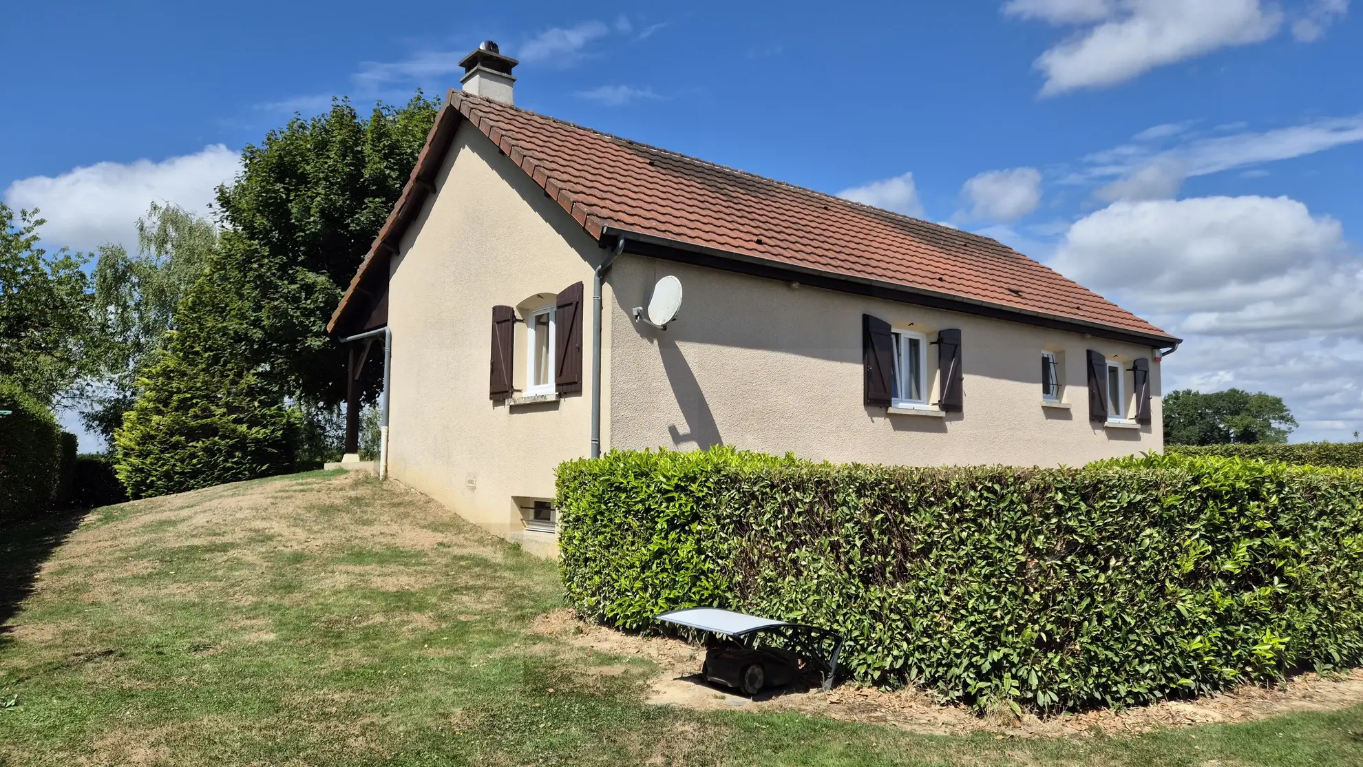 Maison à vendre avec piscine et jardin à La Motte Saint-Jean - Digoin 