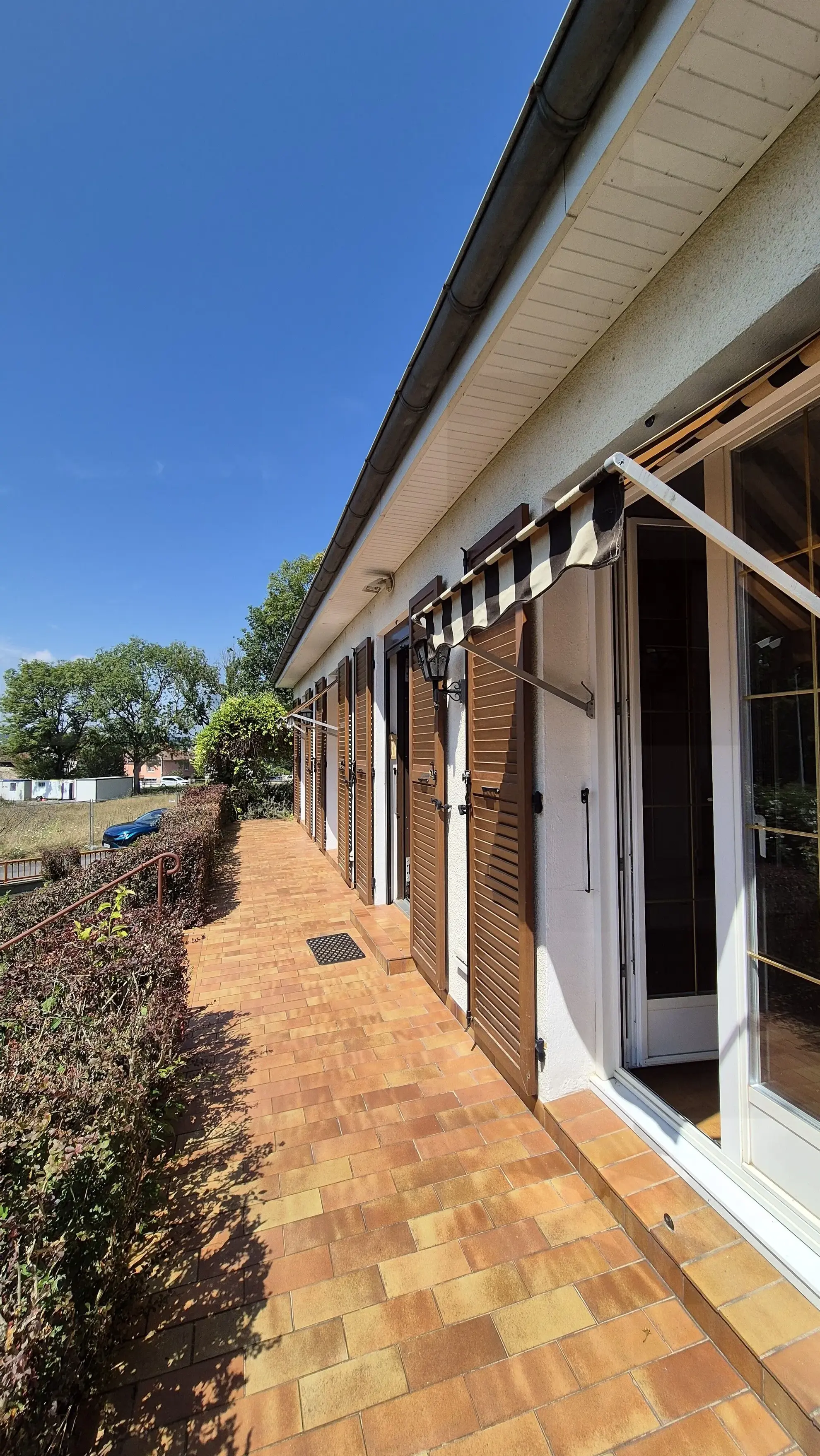 Maison individuelle à vendre à Gueugnon avec sous-sol et terrain de 630 m² 