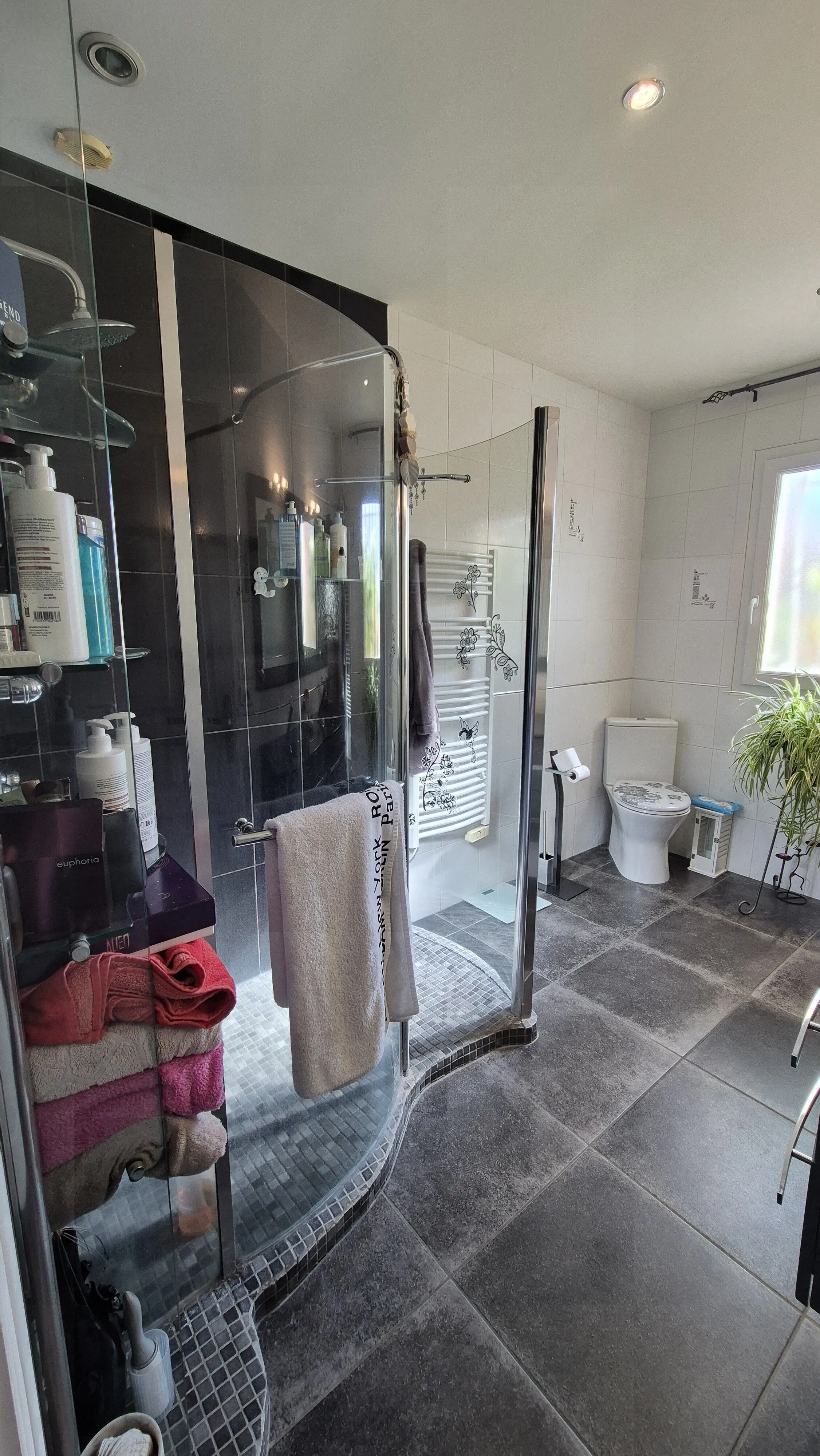 Maison individuelle avec véranda et piscine à Saint Yan - 103 m² 