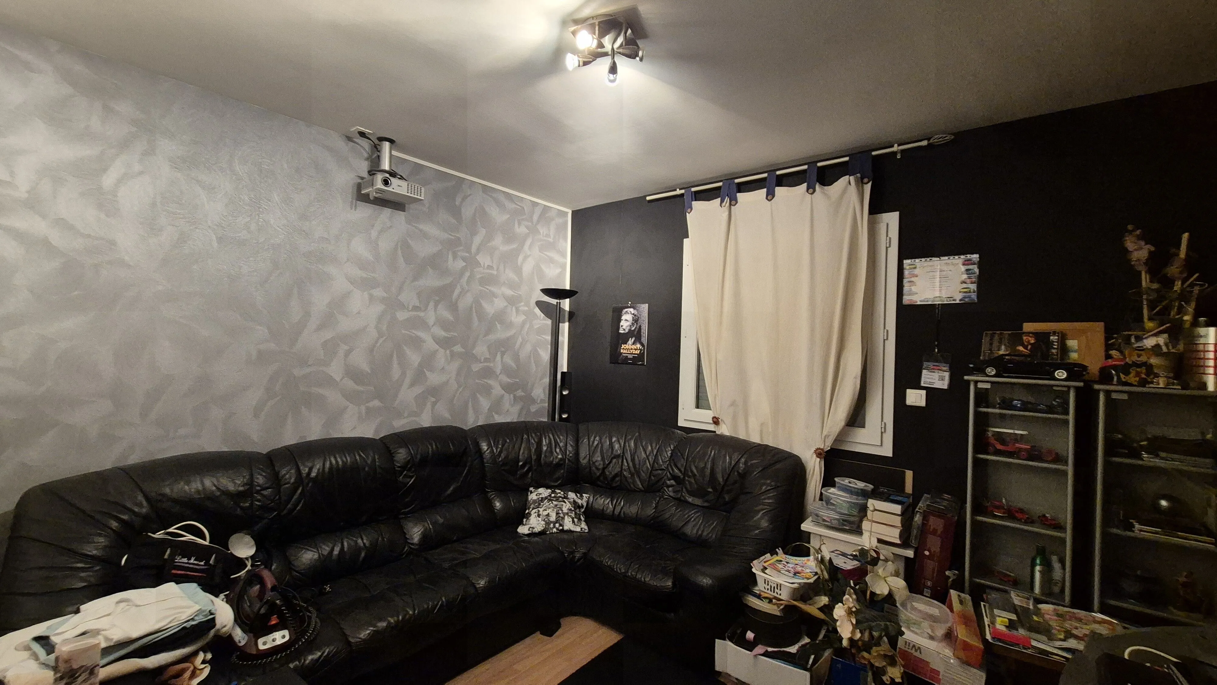 Maison individuelle avec véranda et piscine à Saint Yan - 103 m² 