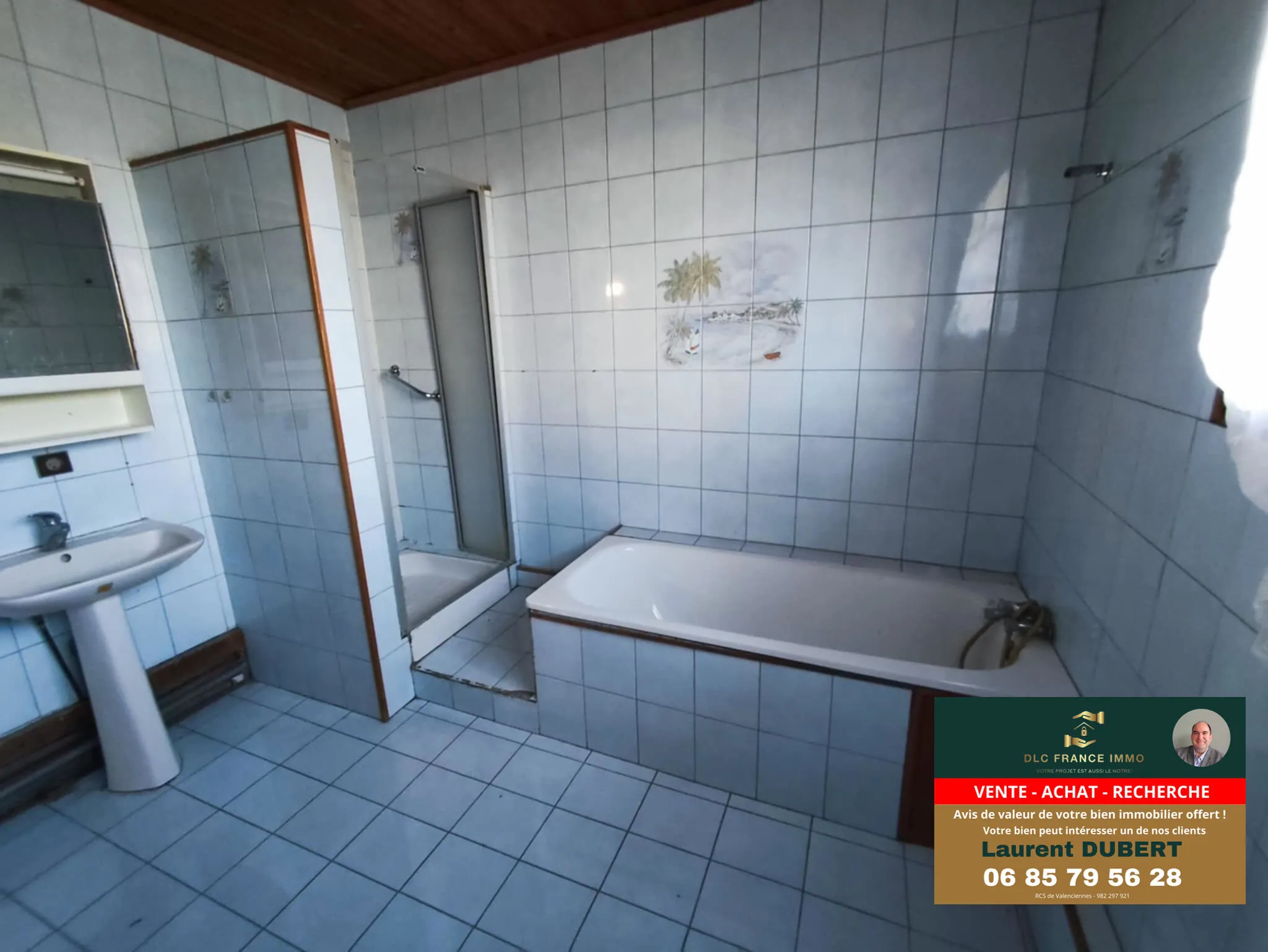 Maison à vendre de 139 m² avec 4 chambres à Maroilles dans l'Avesnois 