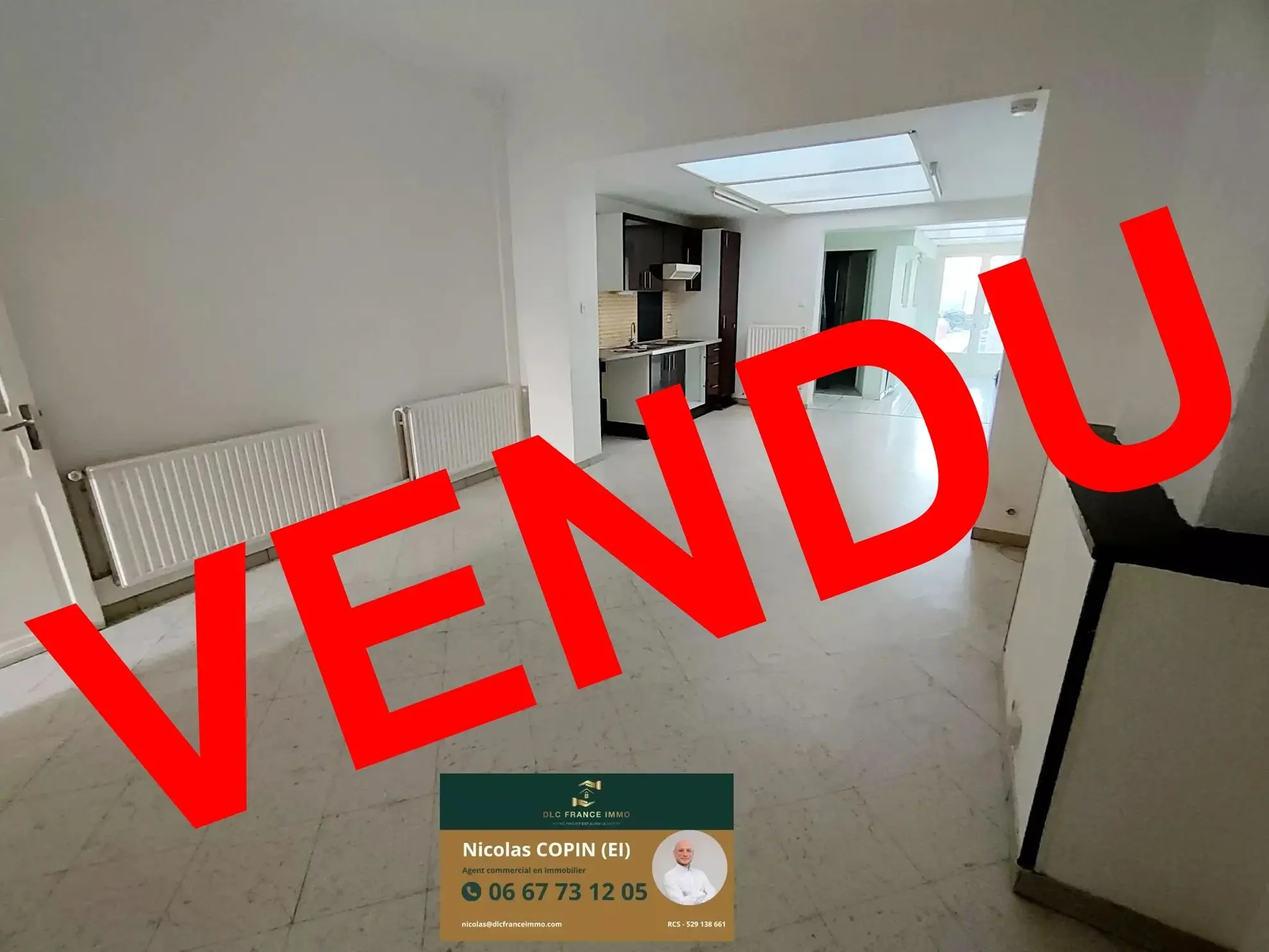 Maison mitoyenne à Valenciennes proche du centre hospitalier avec cave et dépendance