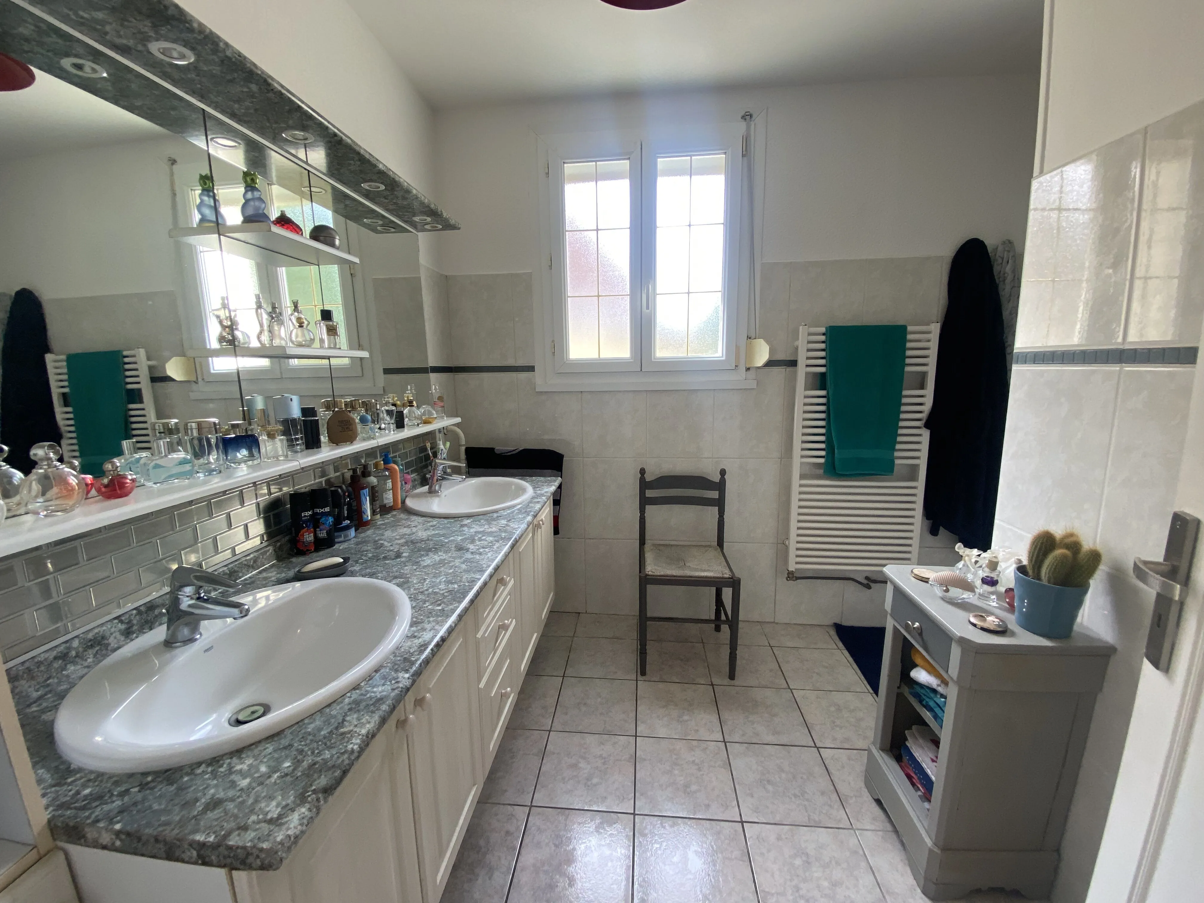 Vente maison individuelle à Roye - Pavillon de 120 m² avec garage et jardin 