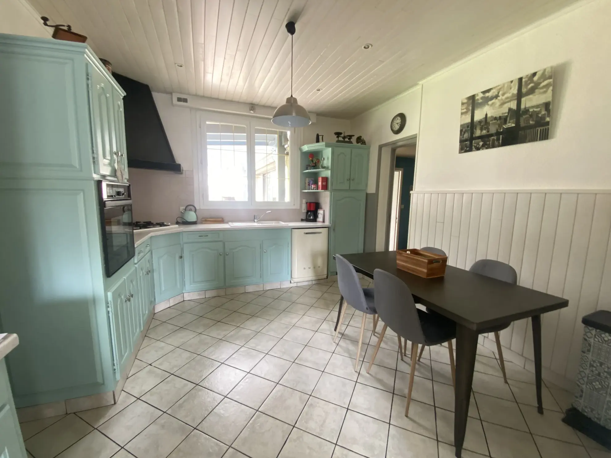 Achat maison individuelle à Roye - Pavillon de 120 m² avec jardin et garage 