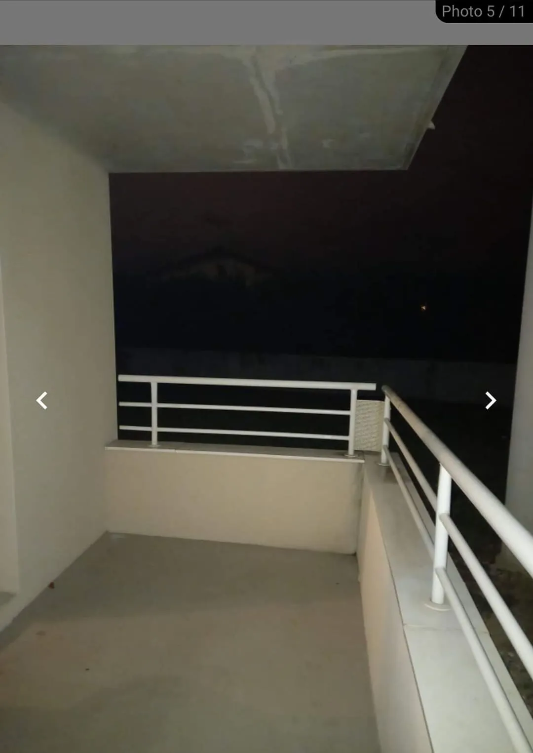 Studio de 25 m² à Villerest avec balcon et parking privé 