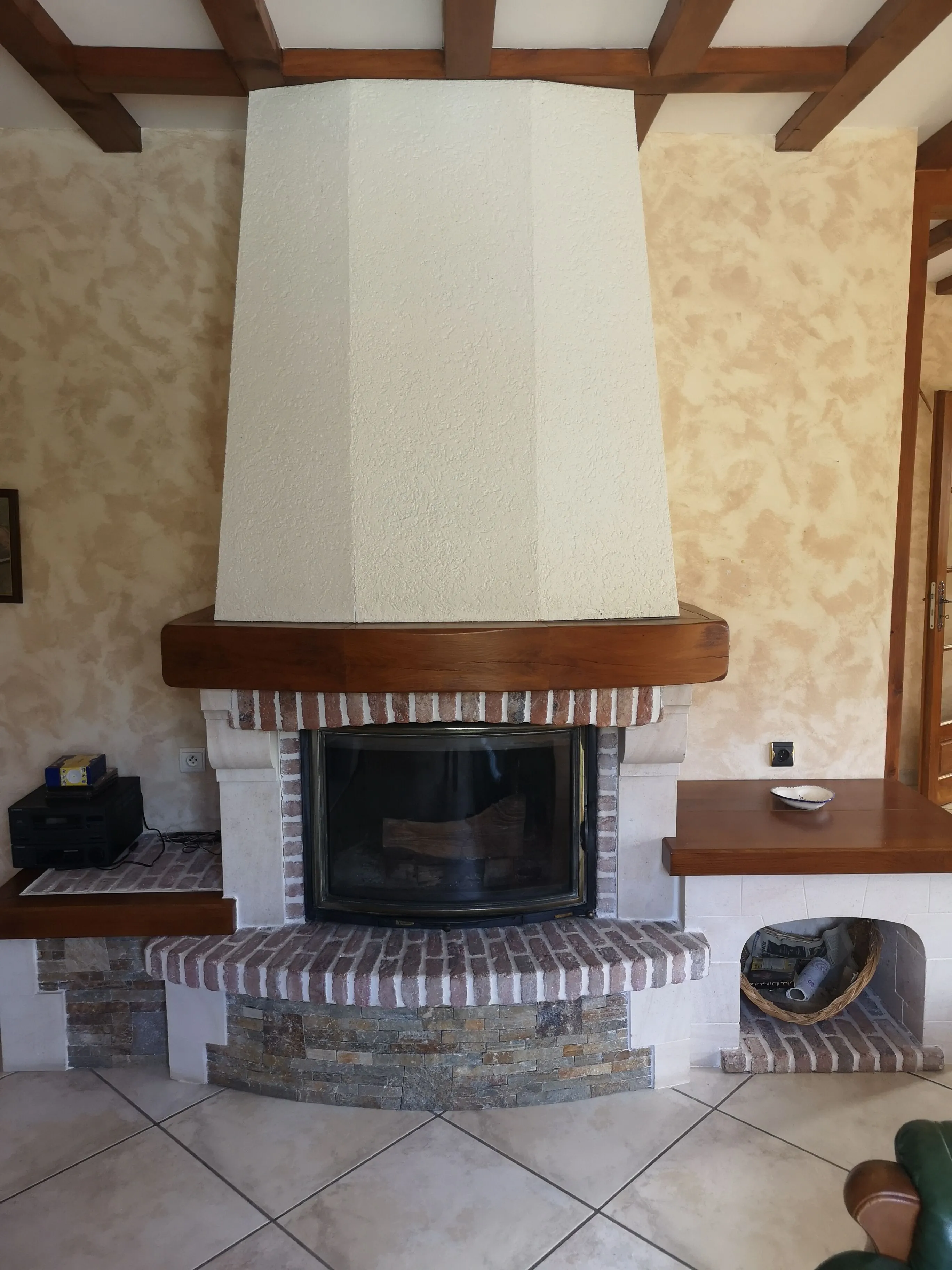 Superbe maison de campagne avec piscine à Saint-Agnan de 220m² 