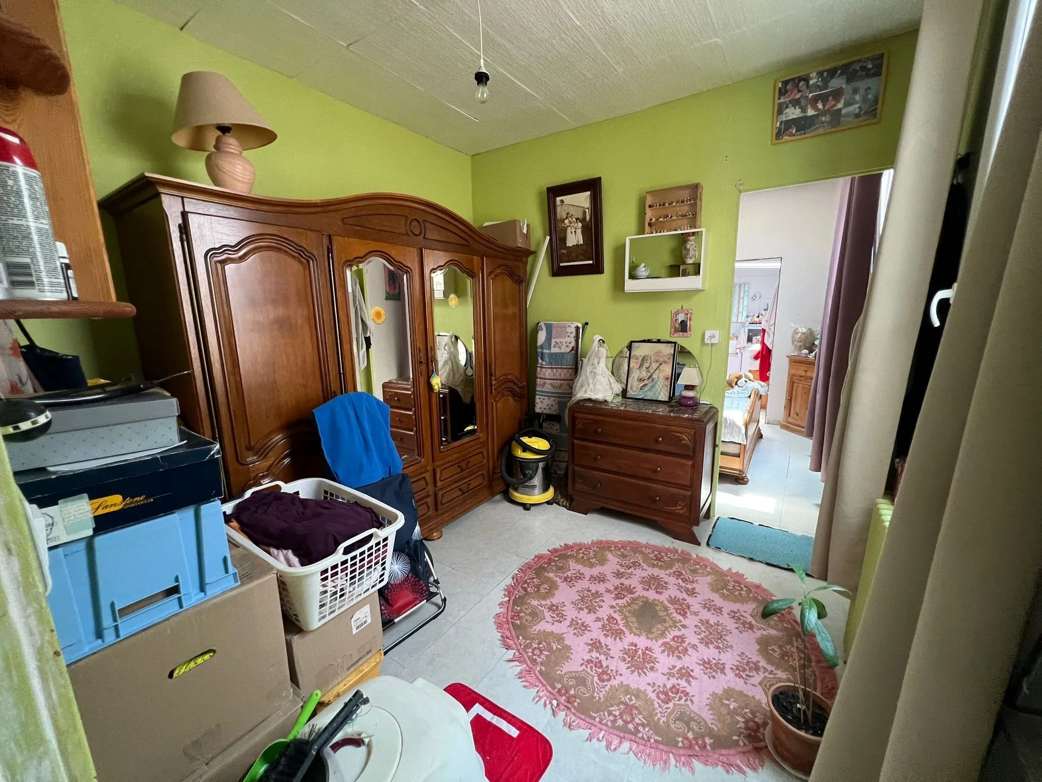 Maison de ville à Ailly-sur-Noye proche centre, 3 chambres, rénovée et sans gros travaux 