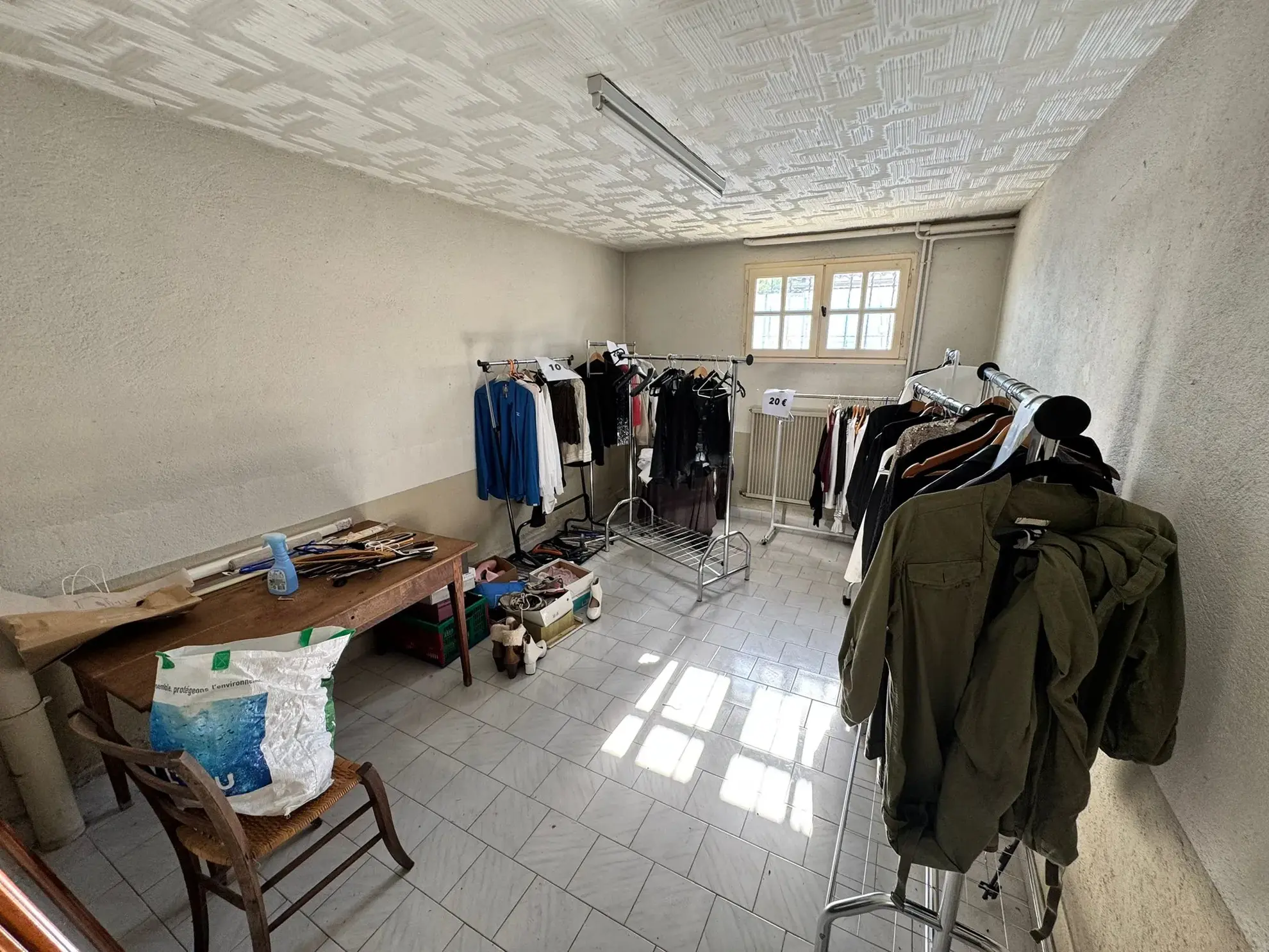 À vendre maison familiale avec véranda et sous-sol à Saint-Yan (71600) 