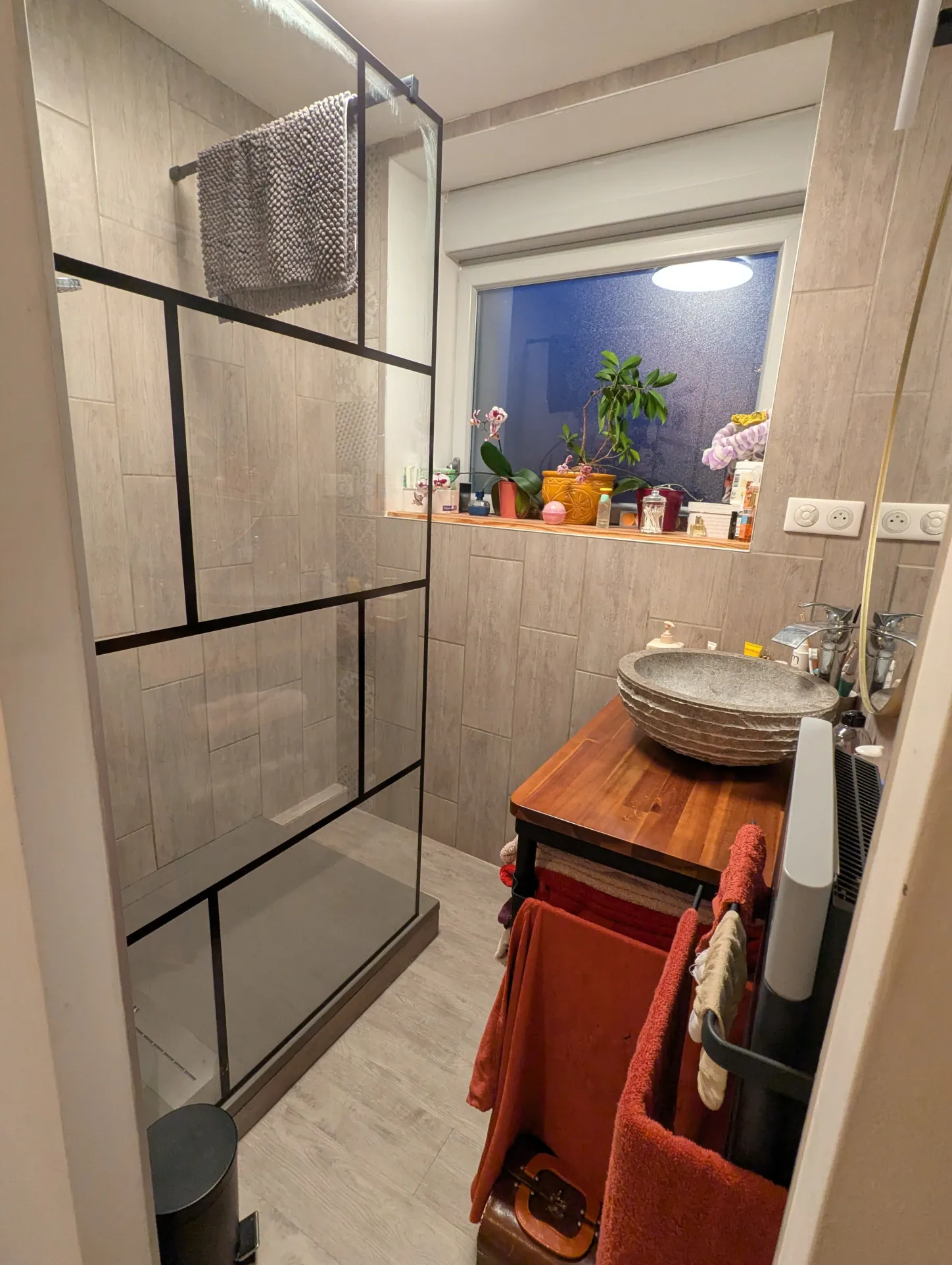 Maison de village à Nantilly avec terrain clos de 411 m² – Idéal résidence familiale 