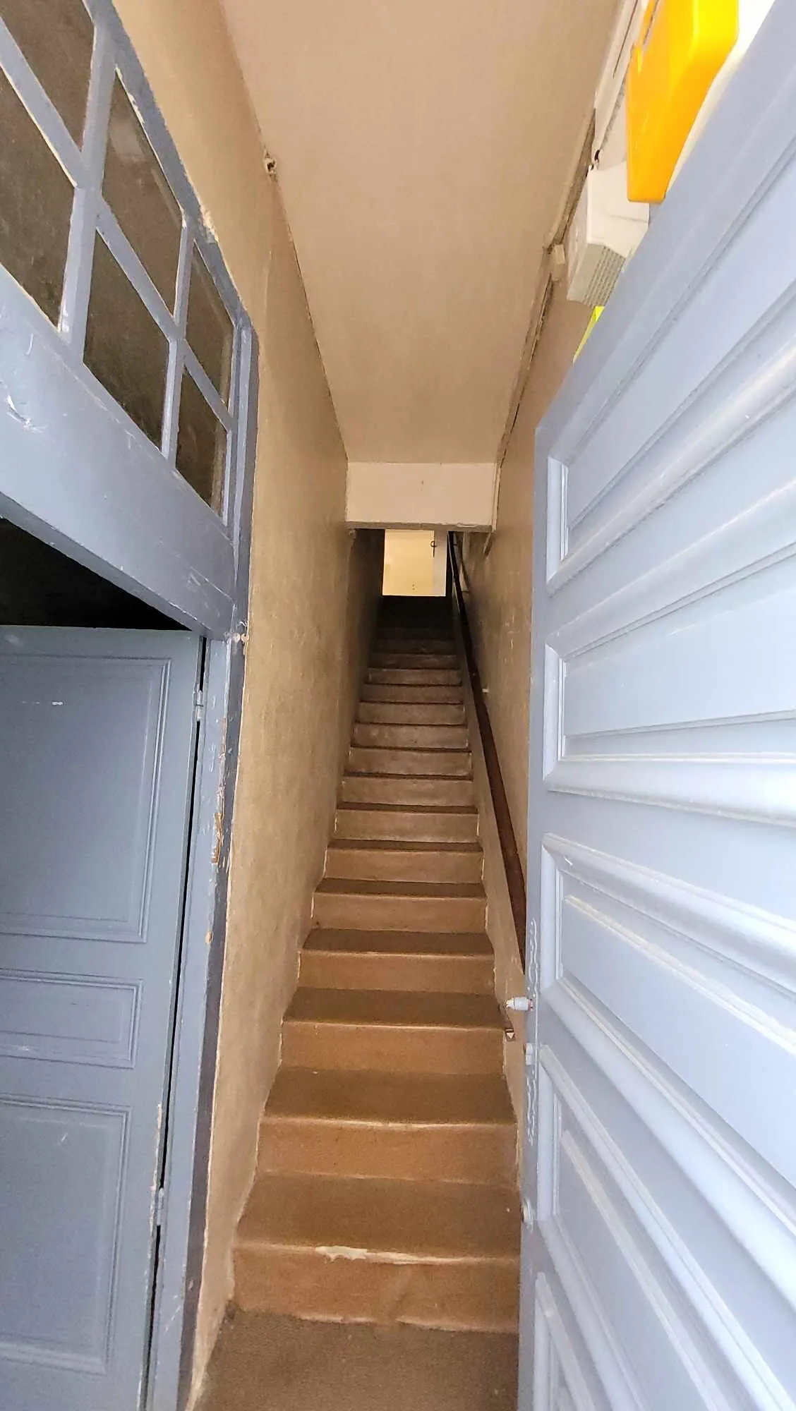 Maison de ville à vendre à Marcigny avec terrasse et potentiel d'extension 