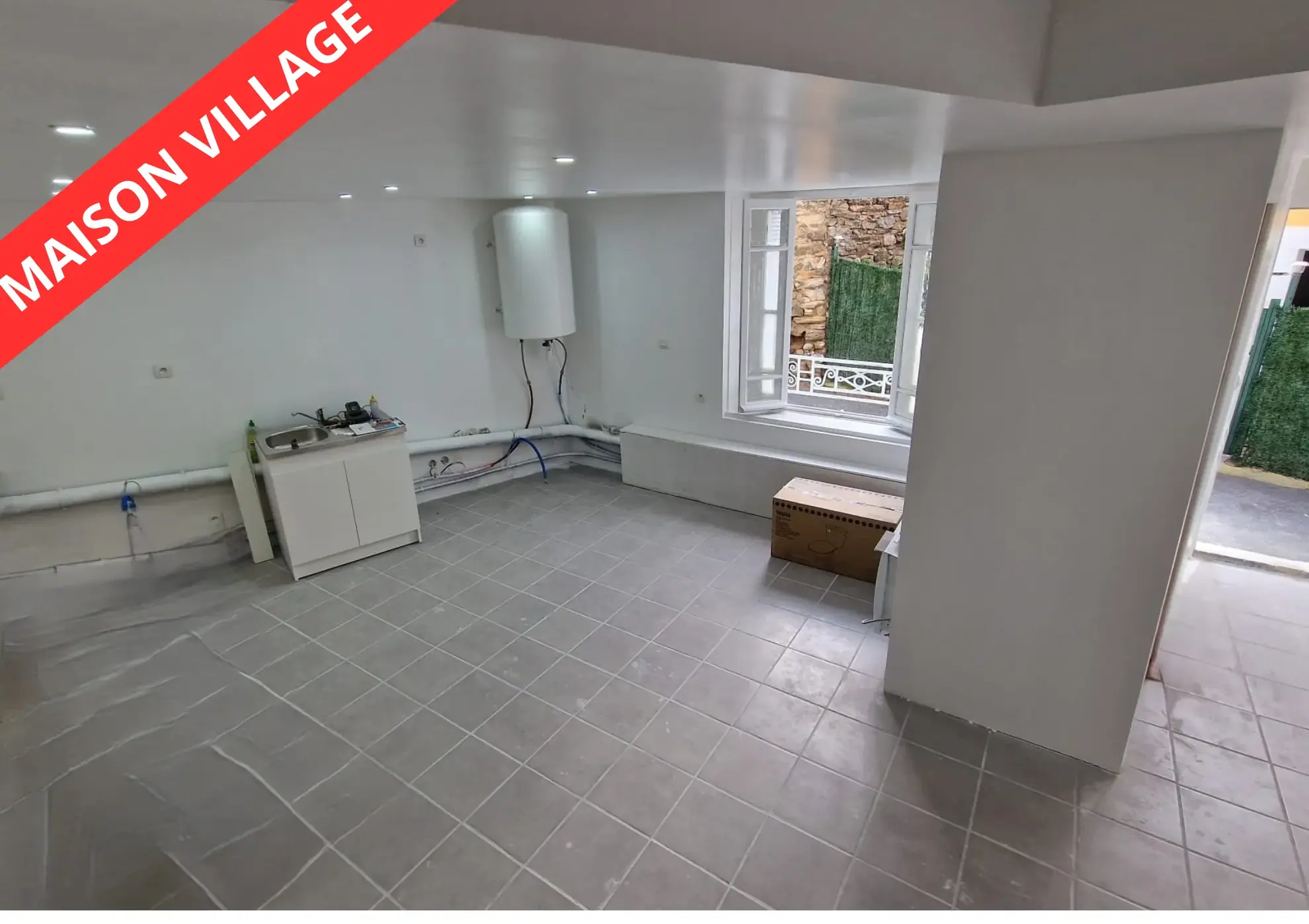 Maison de village rénovée de 85 m² à Salsigne, lumineuse et sans travaux