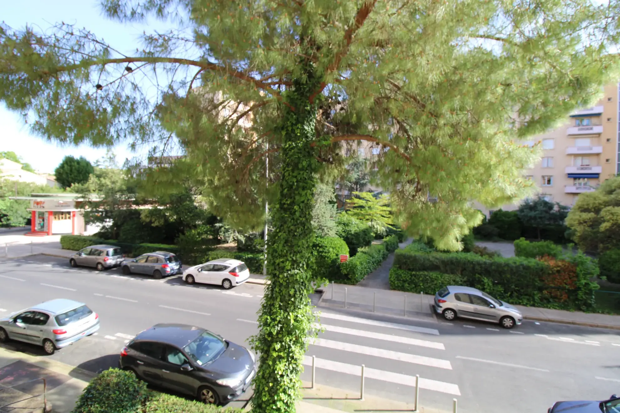 Investissement immobilier à Montpellier - Appartement T4 loué en colocation, idéal pour investisseurs 