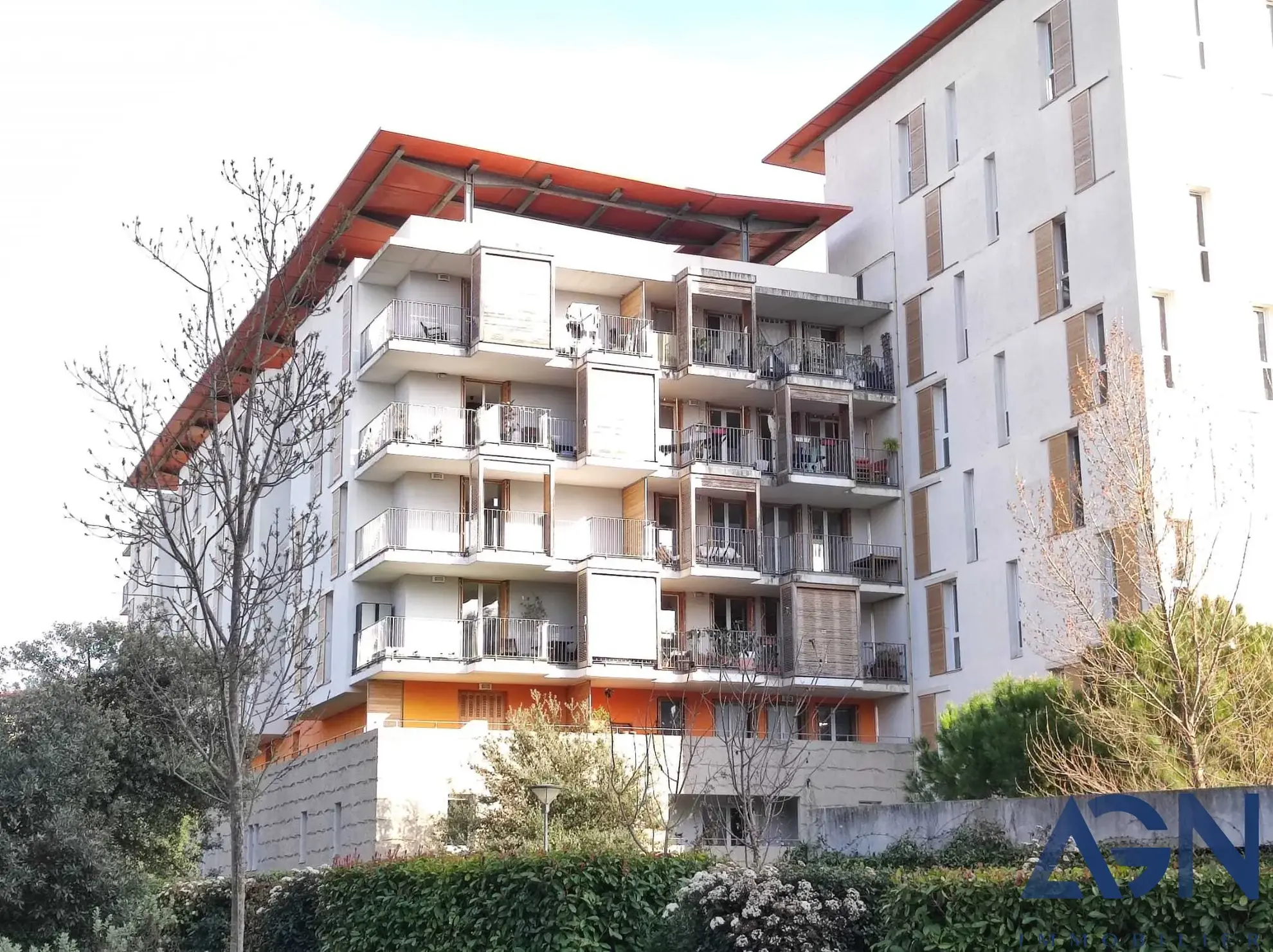 Appartement 2 pièces avec terrasse et garage à vendre à Montpellier Port Marianne 