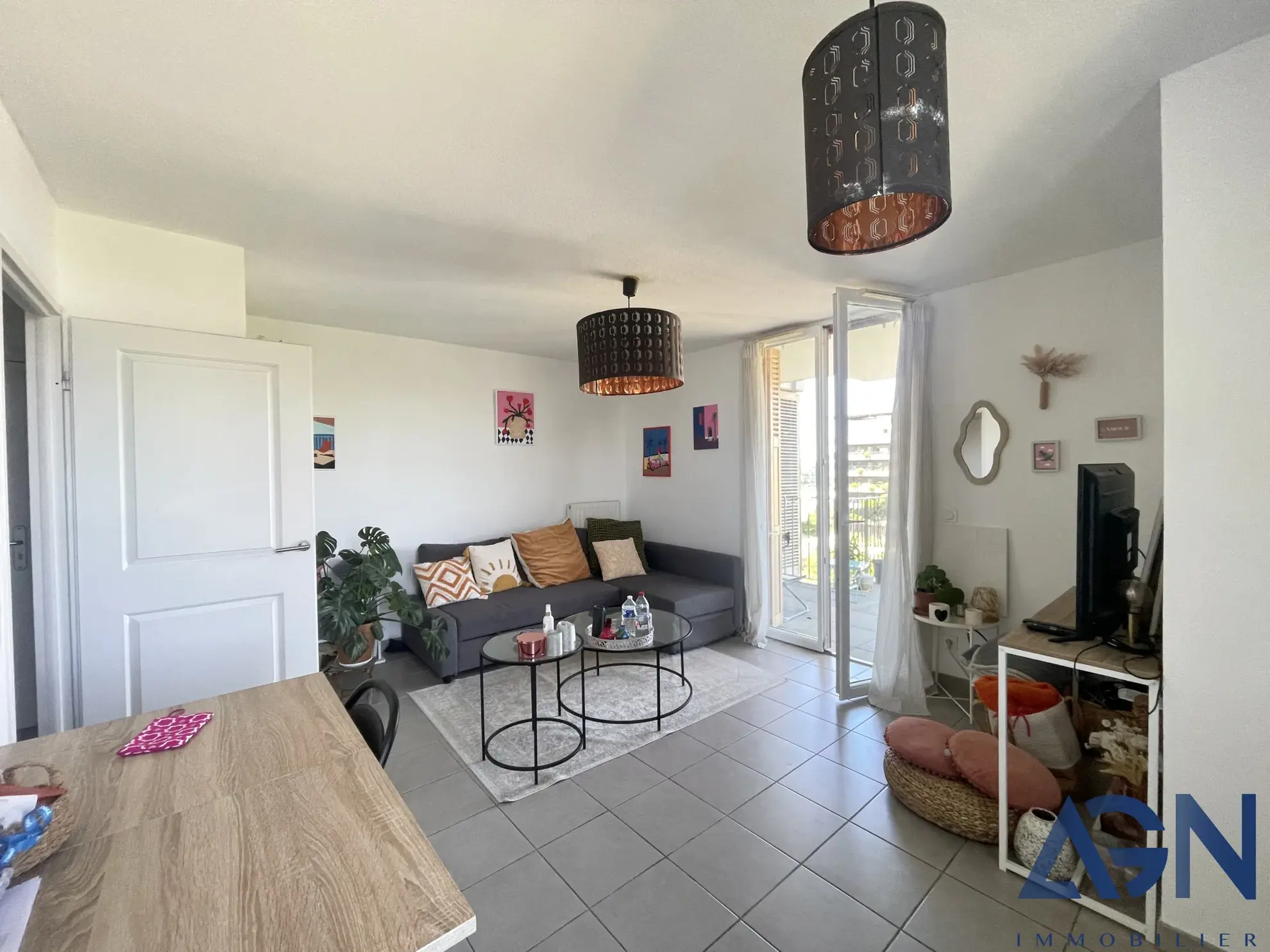 Appartement 2 pièces avec terrasse et garage à vendre à Montpellier Port Marianne 