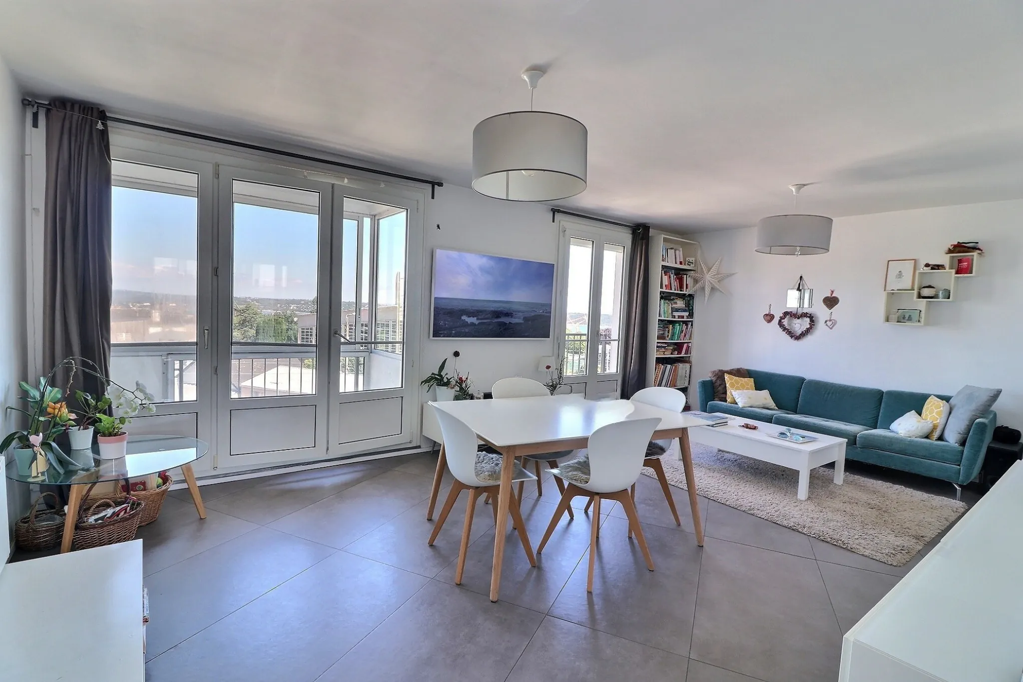 Bel appartement rénové de type 4 à Brest Guelmeur avec vue sur la mer 