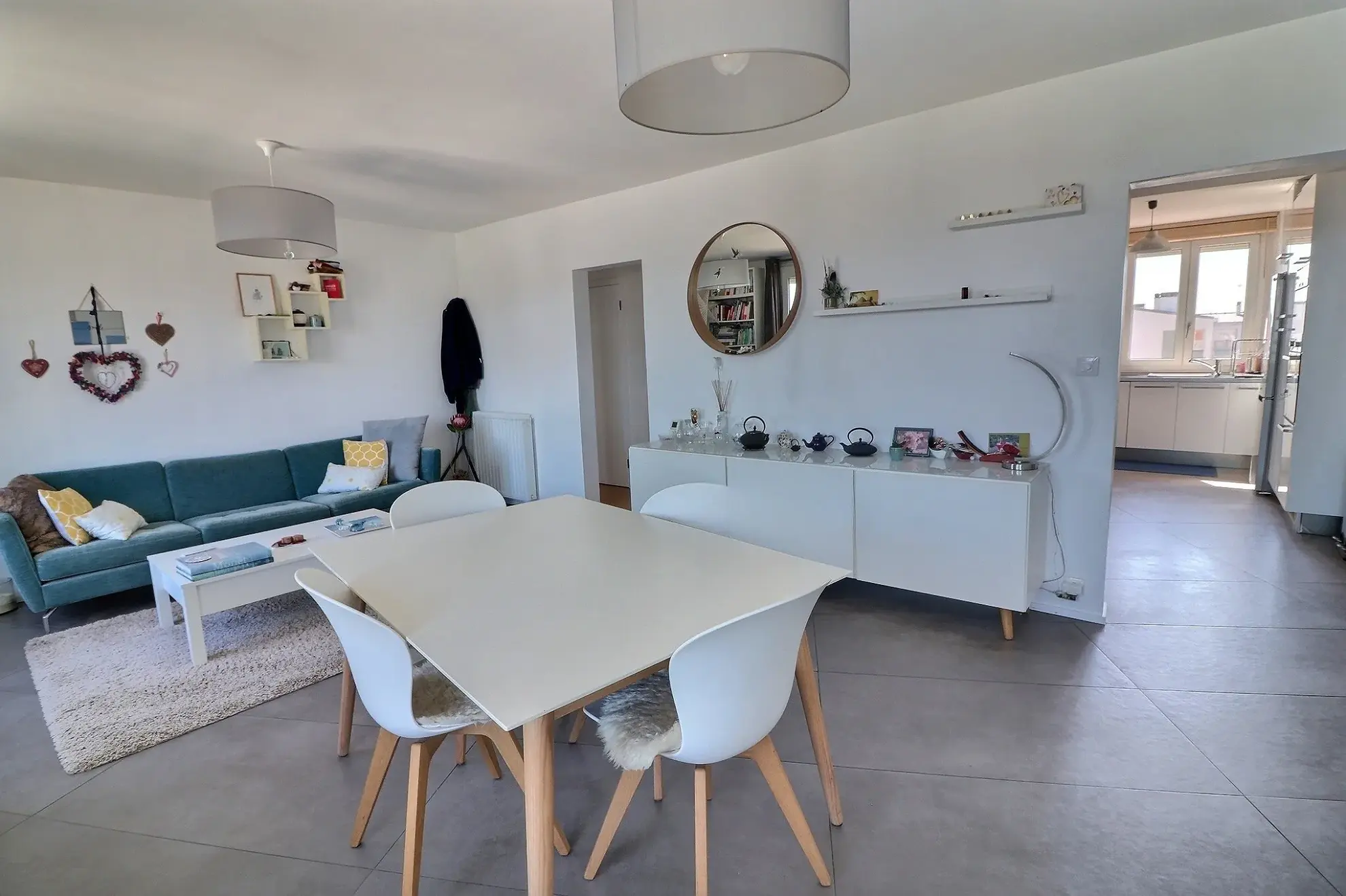 Bel appartement rénové de type 4 à Brest Guelmeur avec vue sur la mer 