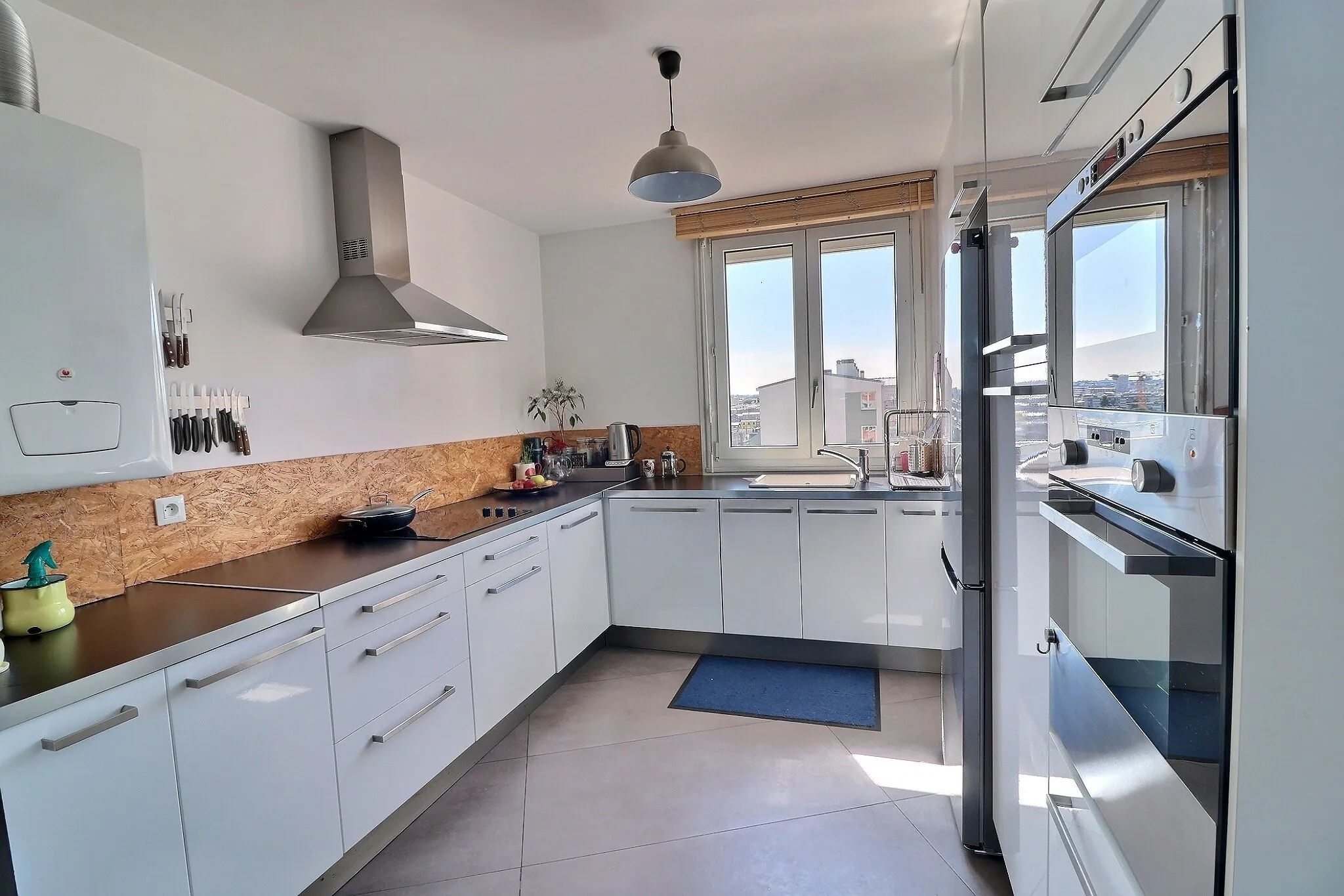 Bel appartement rénové de type 4 à Brest Guelmeur avec vue sur la mer 