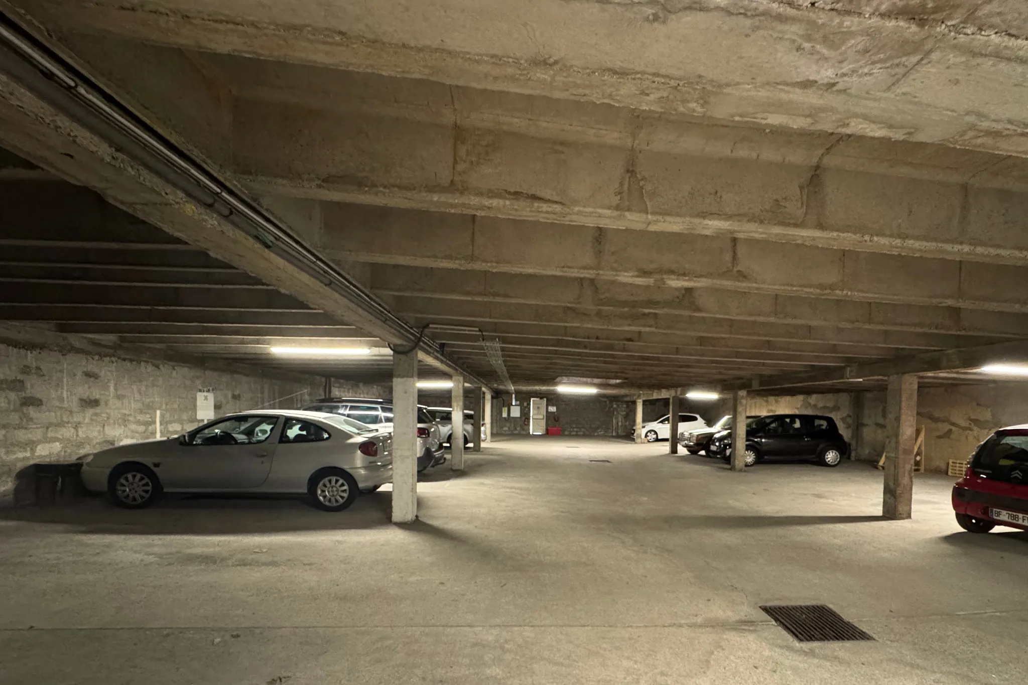 Bel appartement rénové de type 4 à Brest Guelmeur avec vue sur la mer 