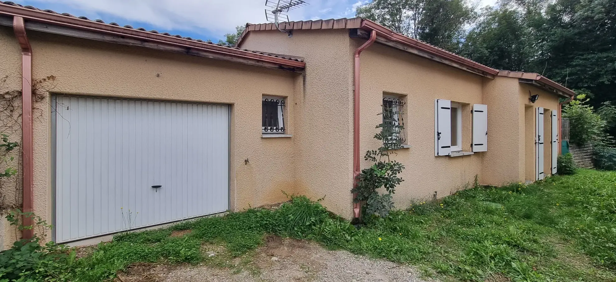 A vendre maison de plain-pied avec jardin à Le Grand Serre