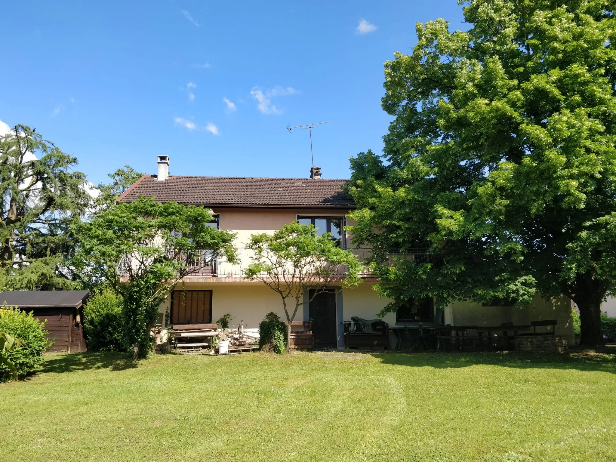 Maison familiale de 123 m² avec grand terrain à Chavanoz