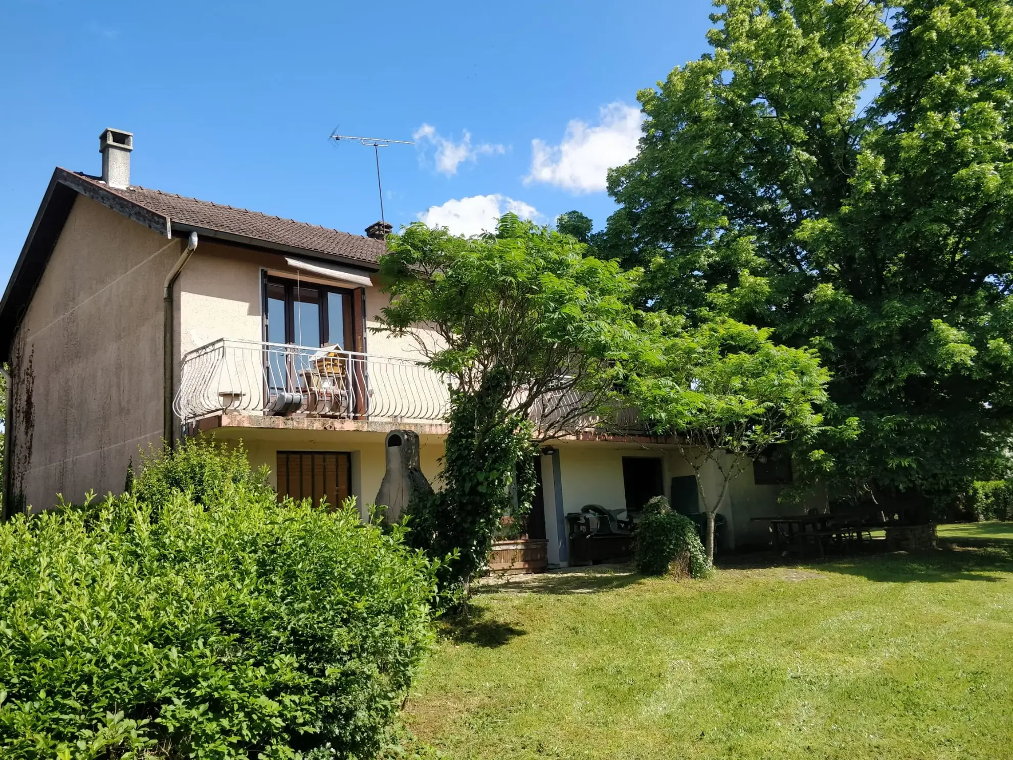 Maison familiale de 123 m² avec grand terrain à Chavanoz 