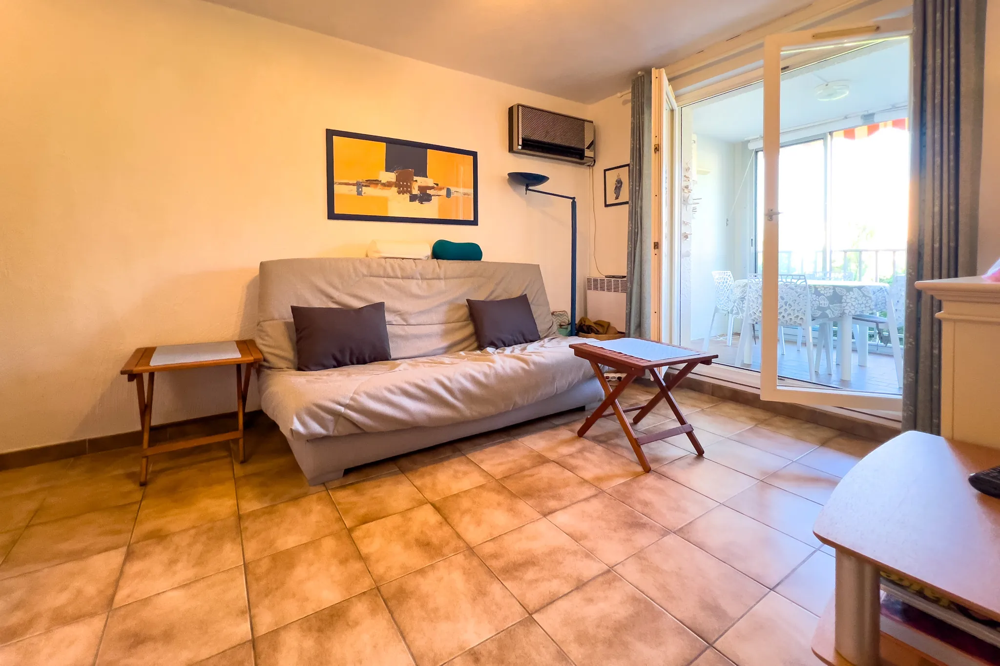 Appartement T2 cabine avec loggia et vue mer à La Londe 